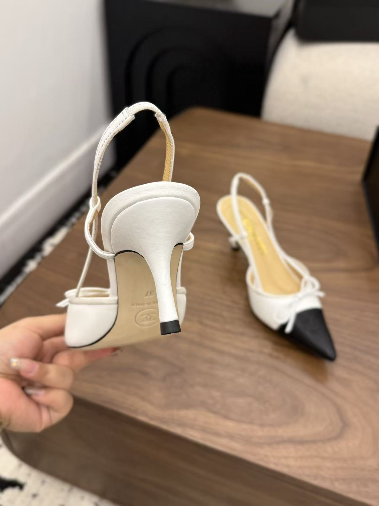 CHANE1 高品質蝶ネクタイレザーハイヒール【50％割引+送料無料】