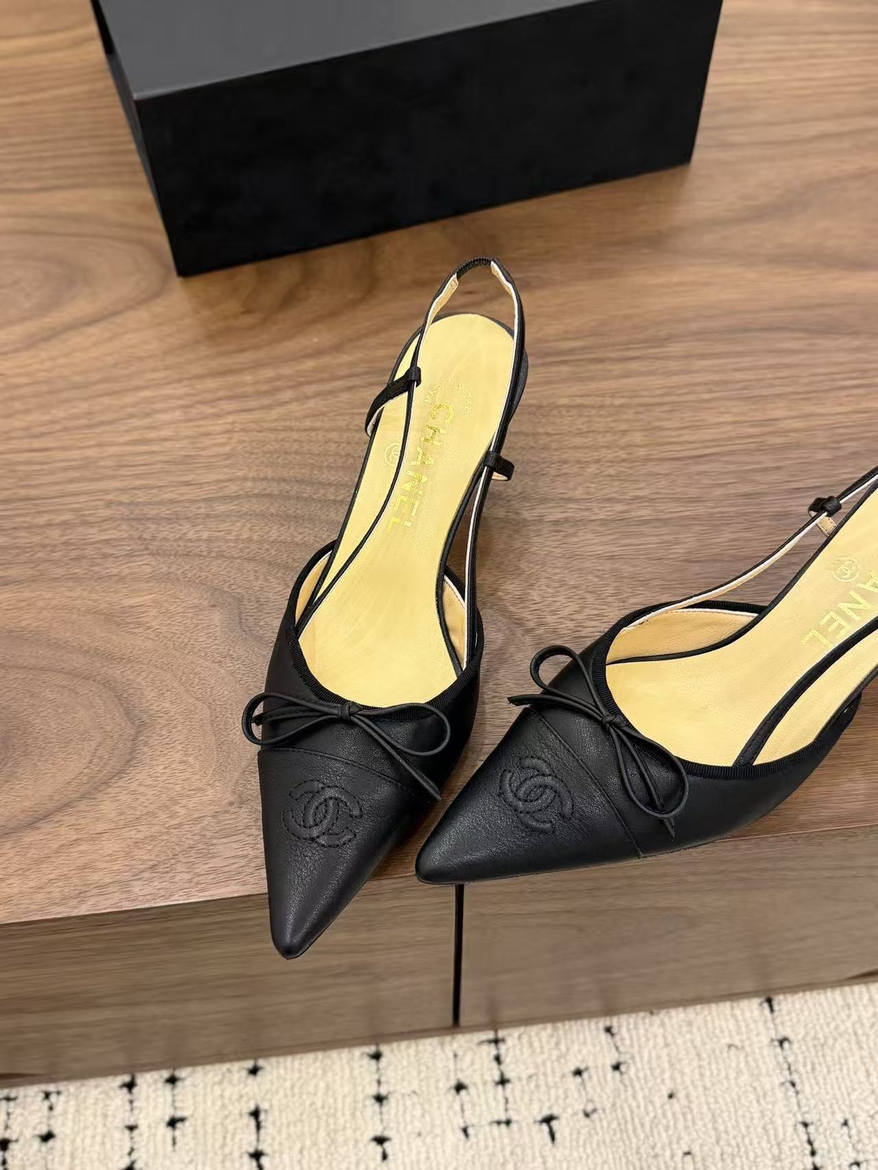 CHANE1 高品質蝶ネクタイレザーハイヒール【50％割引+送料無料】