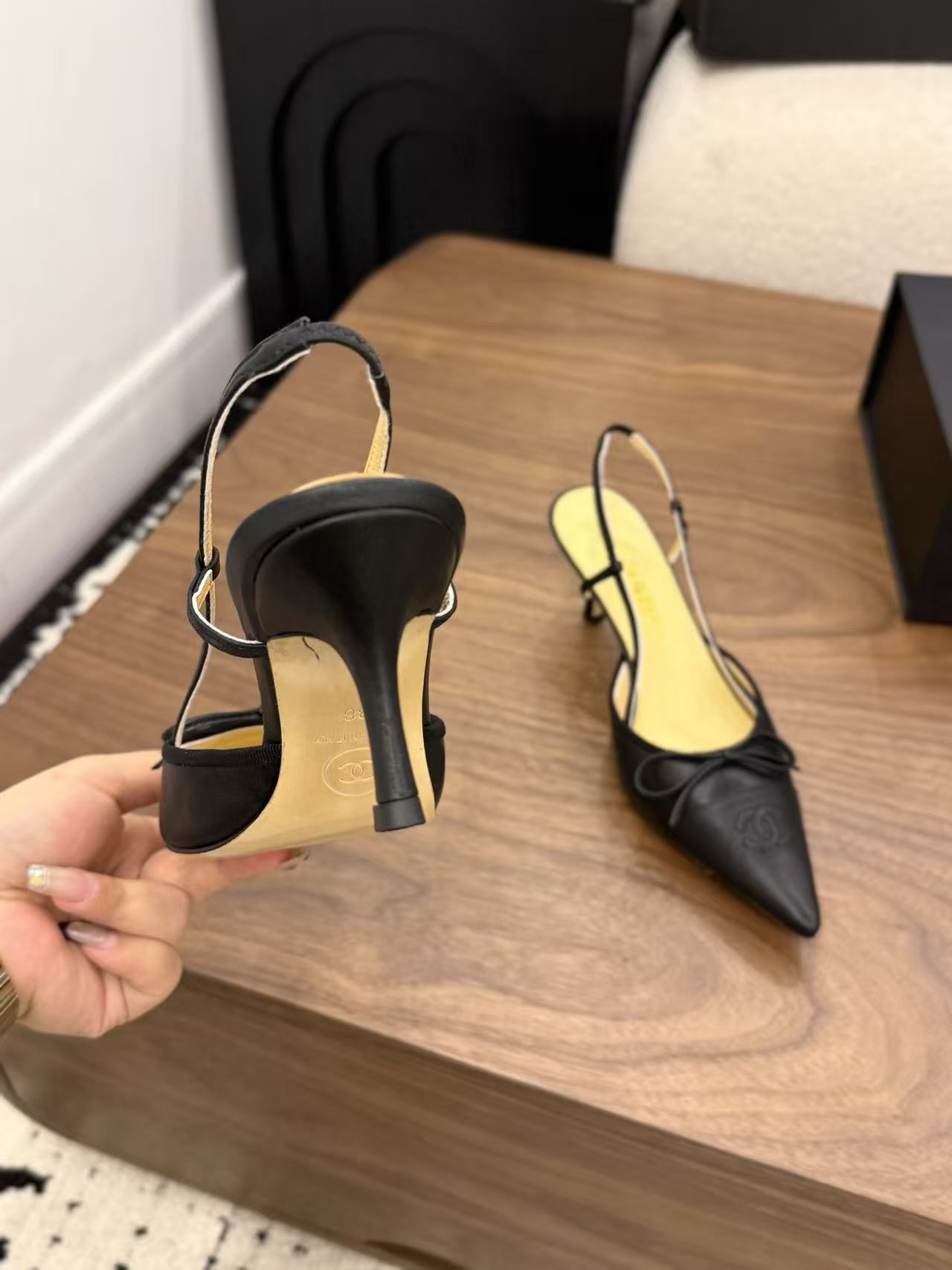 CHANE1 高品質蝶ネクタイレザーハイヒール【50％割引+送料無料】