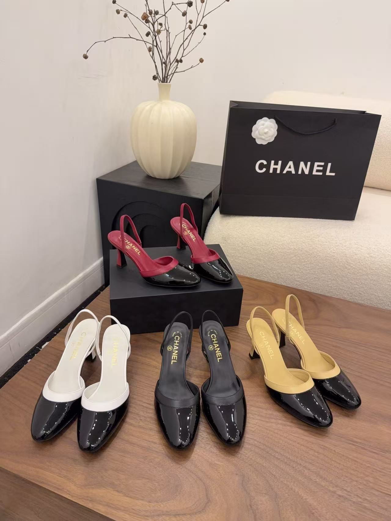 CHANE1 高品質パテントレザーハイヒール【50％割引+送料無料】