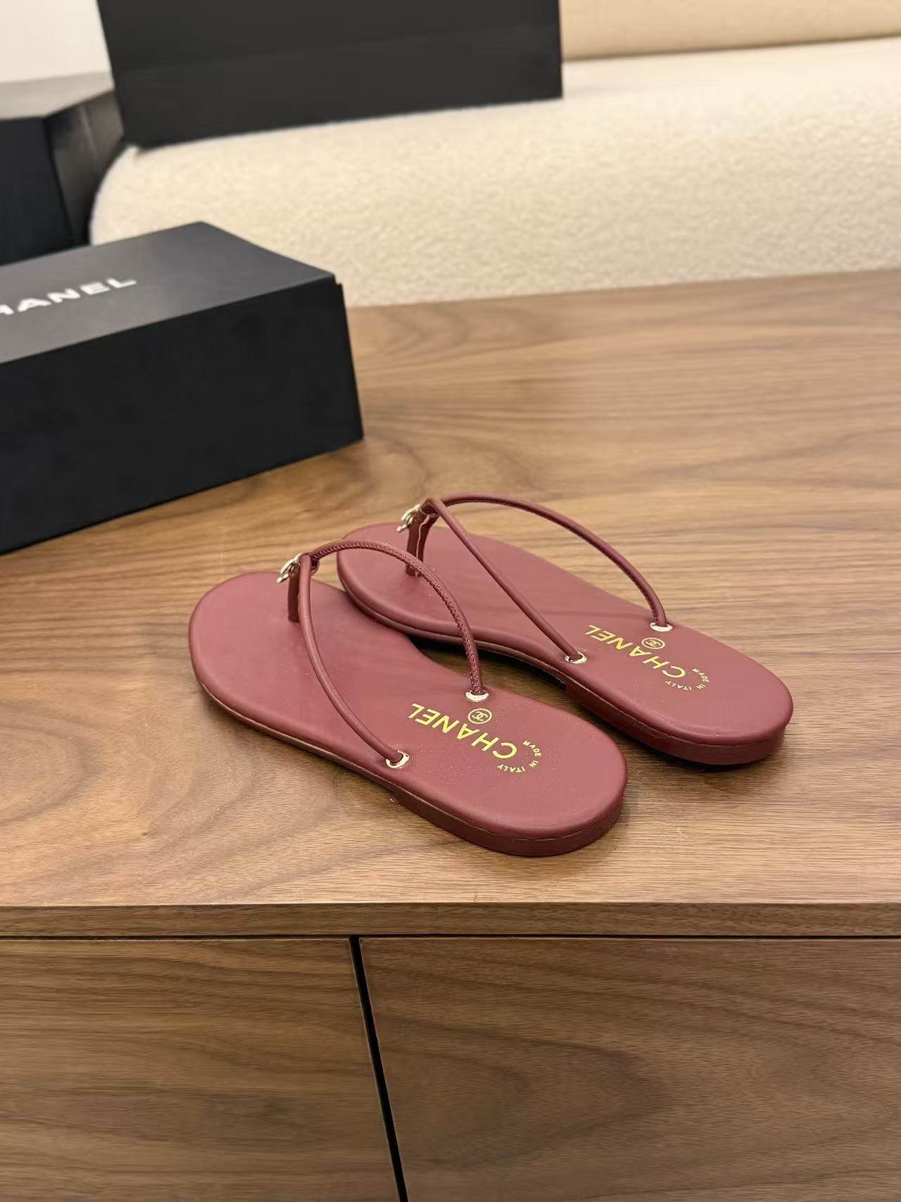 CHANE1 高品質シンプルダブルCスリッパ【50％割引+送料無料】