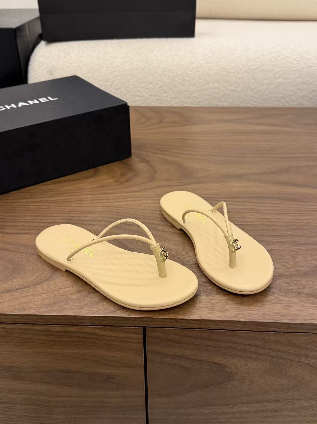 CHANE1 高品質シンプルダブルCスリッパ【50％割引+送料無料】