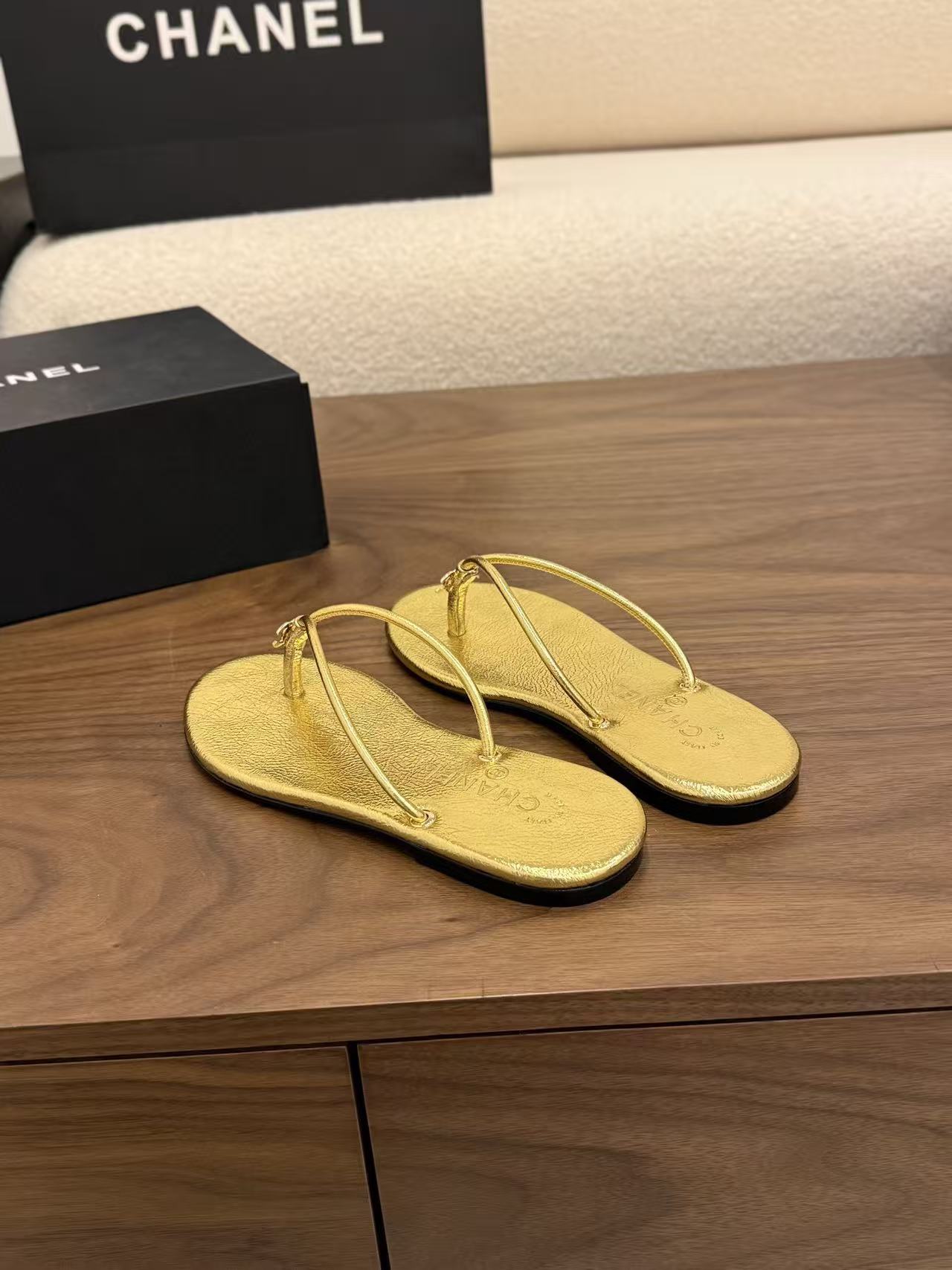 CHANE1 高品質シンプルダブルCスリッパ【50％割引+送料無料】