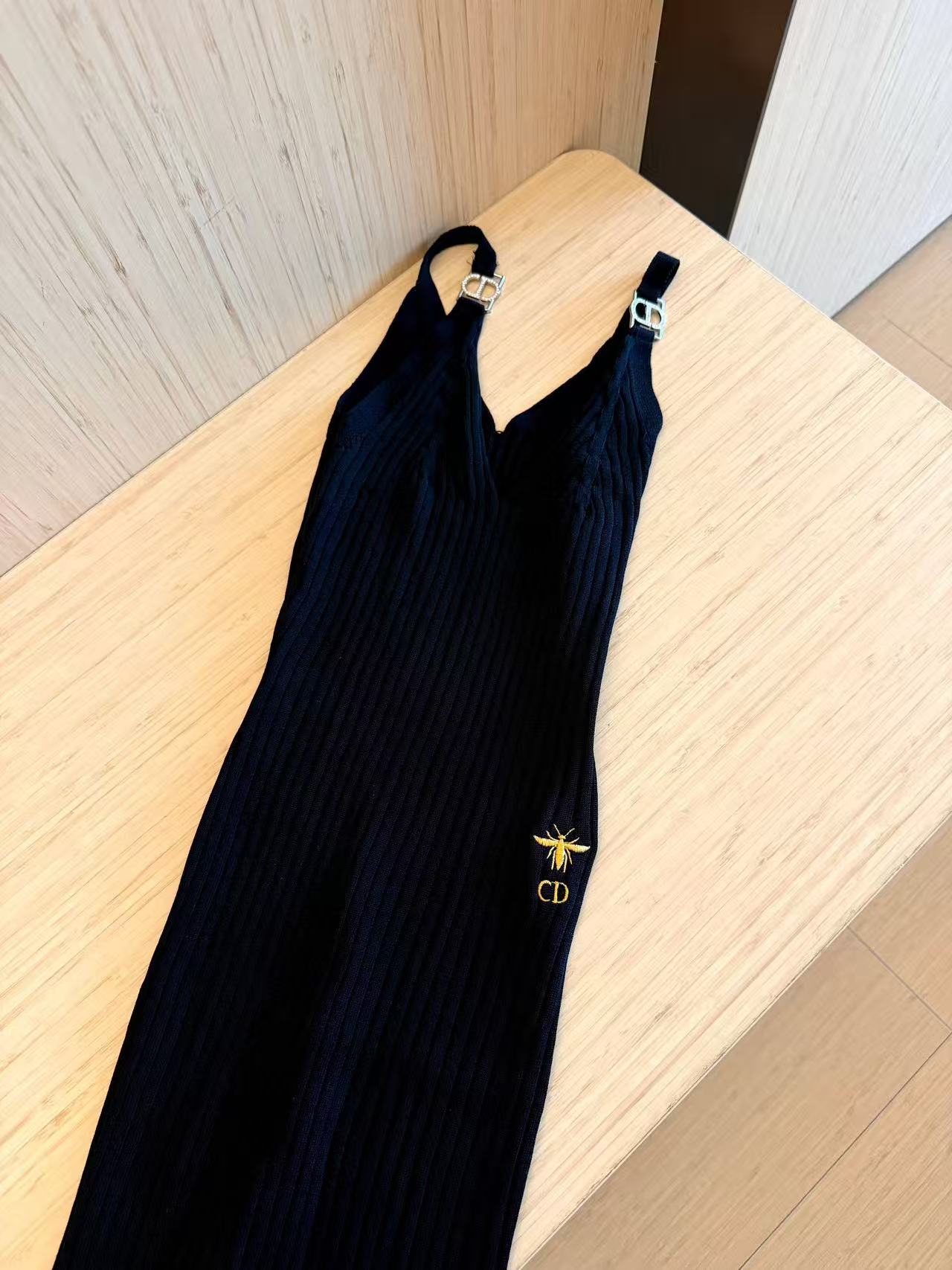 DIOR CD刺繍入りBeeモチーフ ウールストラップドレス【50％割引+送料無料】