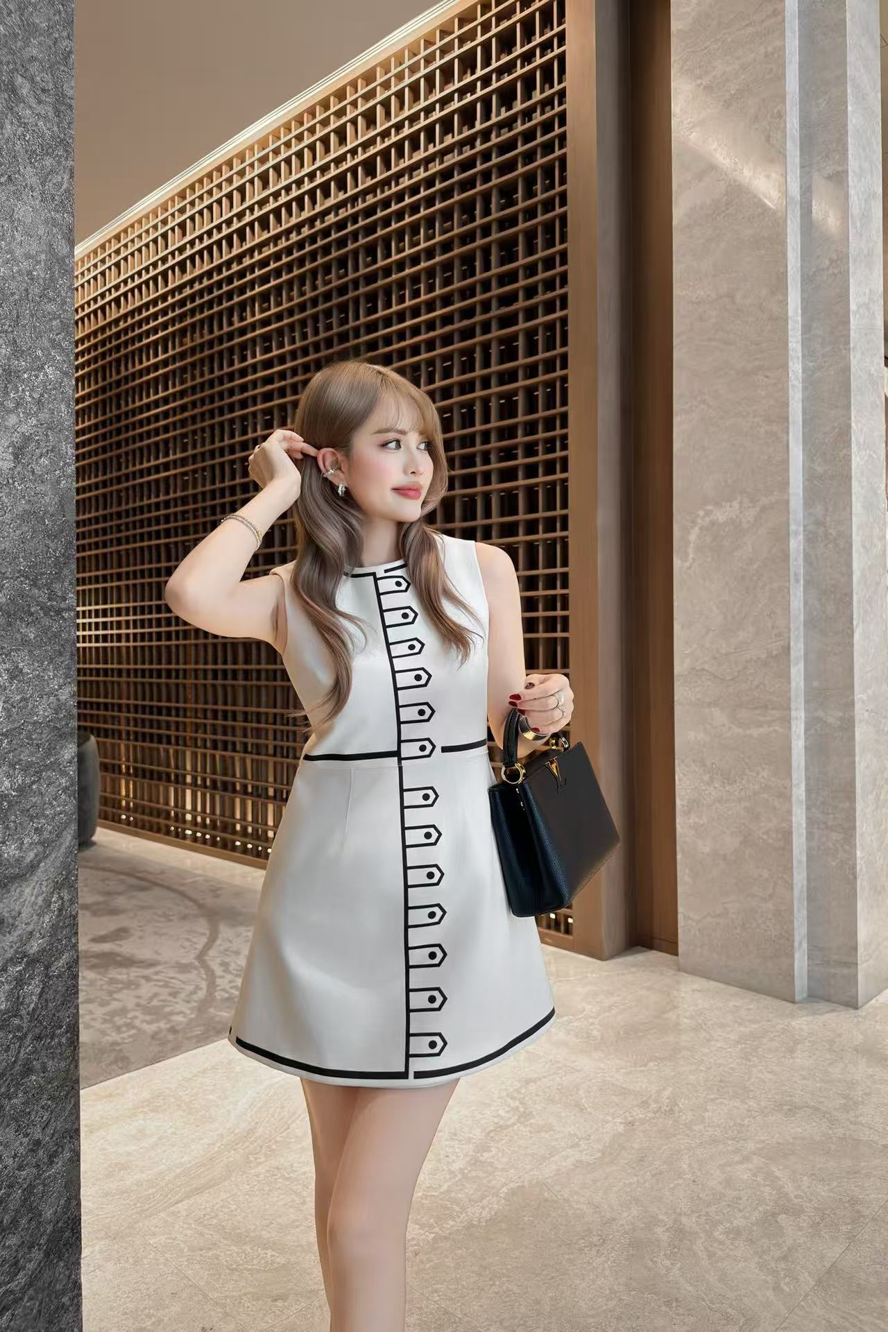 LV ノースリーブドレス【50％割引+送料無料】