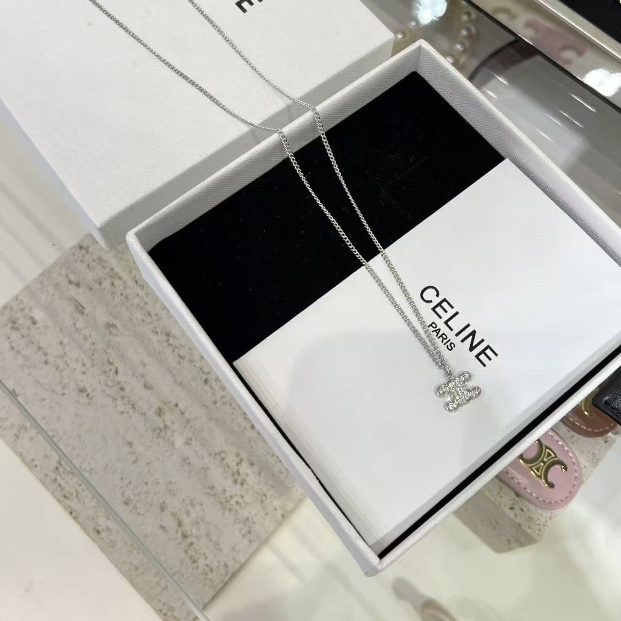 CEL1NE 凱旋門ダイヤモンドネックレス【50％割引+送料無料】