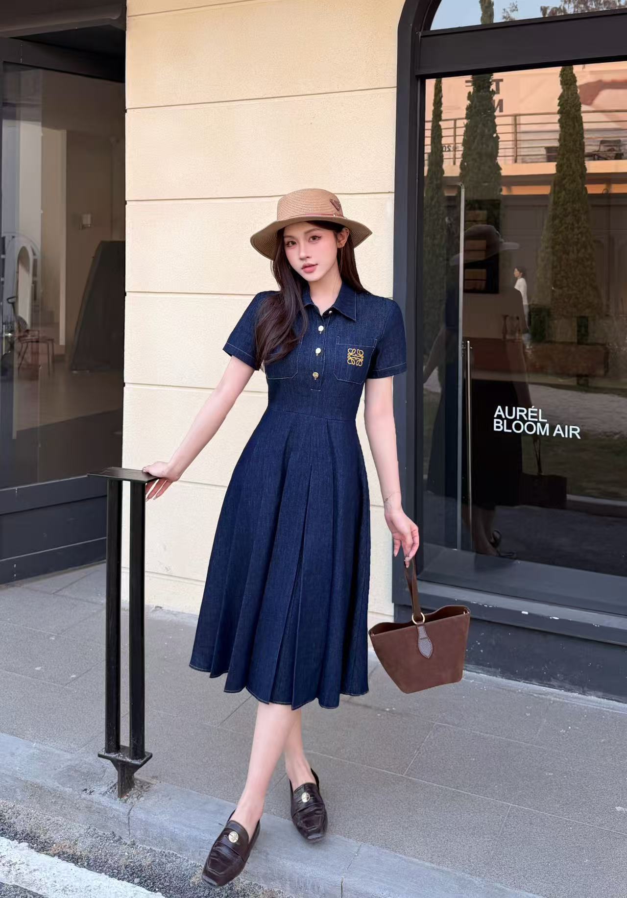 L0WEW刺繍ロゴ入りデニムドレス【50％割引+送料無料】