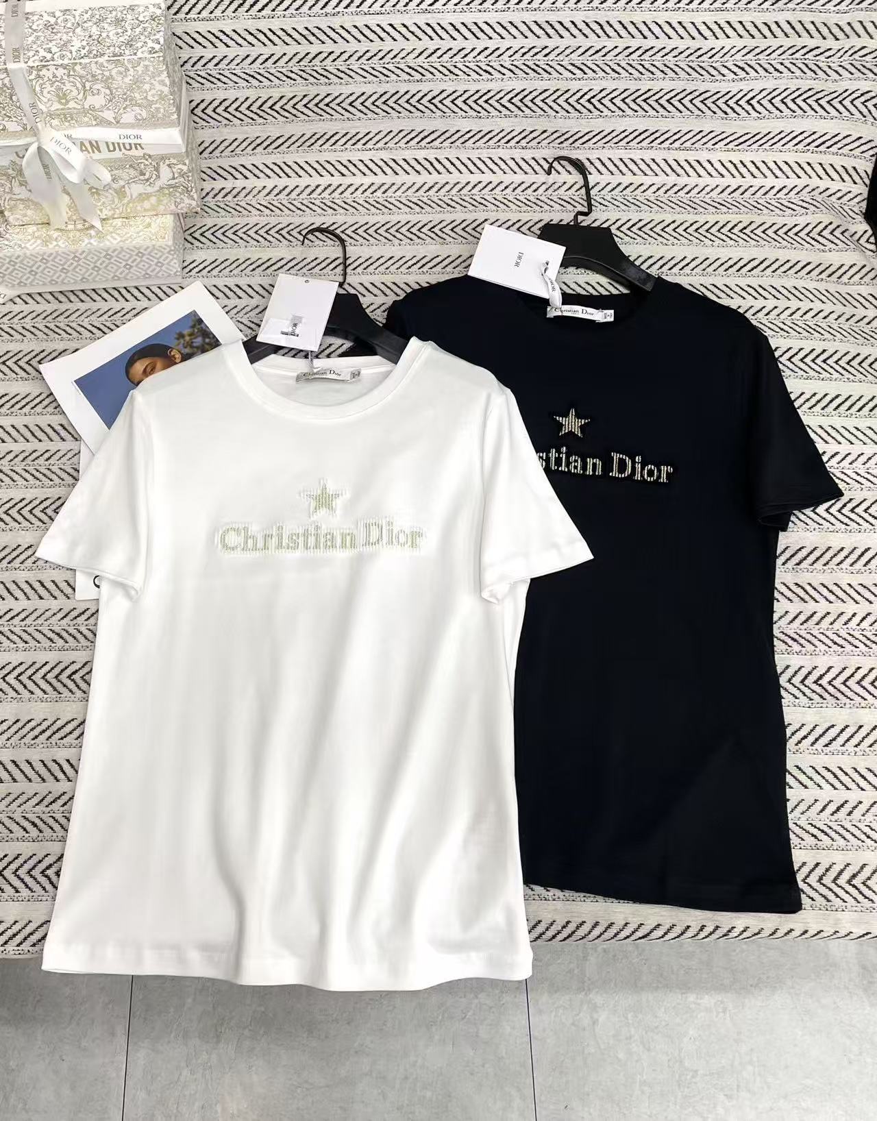 DI0R金糸の星＆文字Tシャツ【50％割引+送料無料】