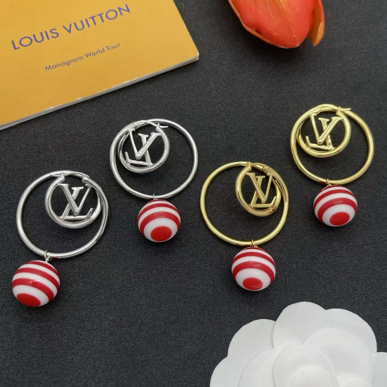 LVレッドボール・フープピアス【50％割引+送料無料】