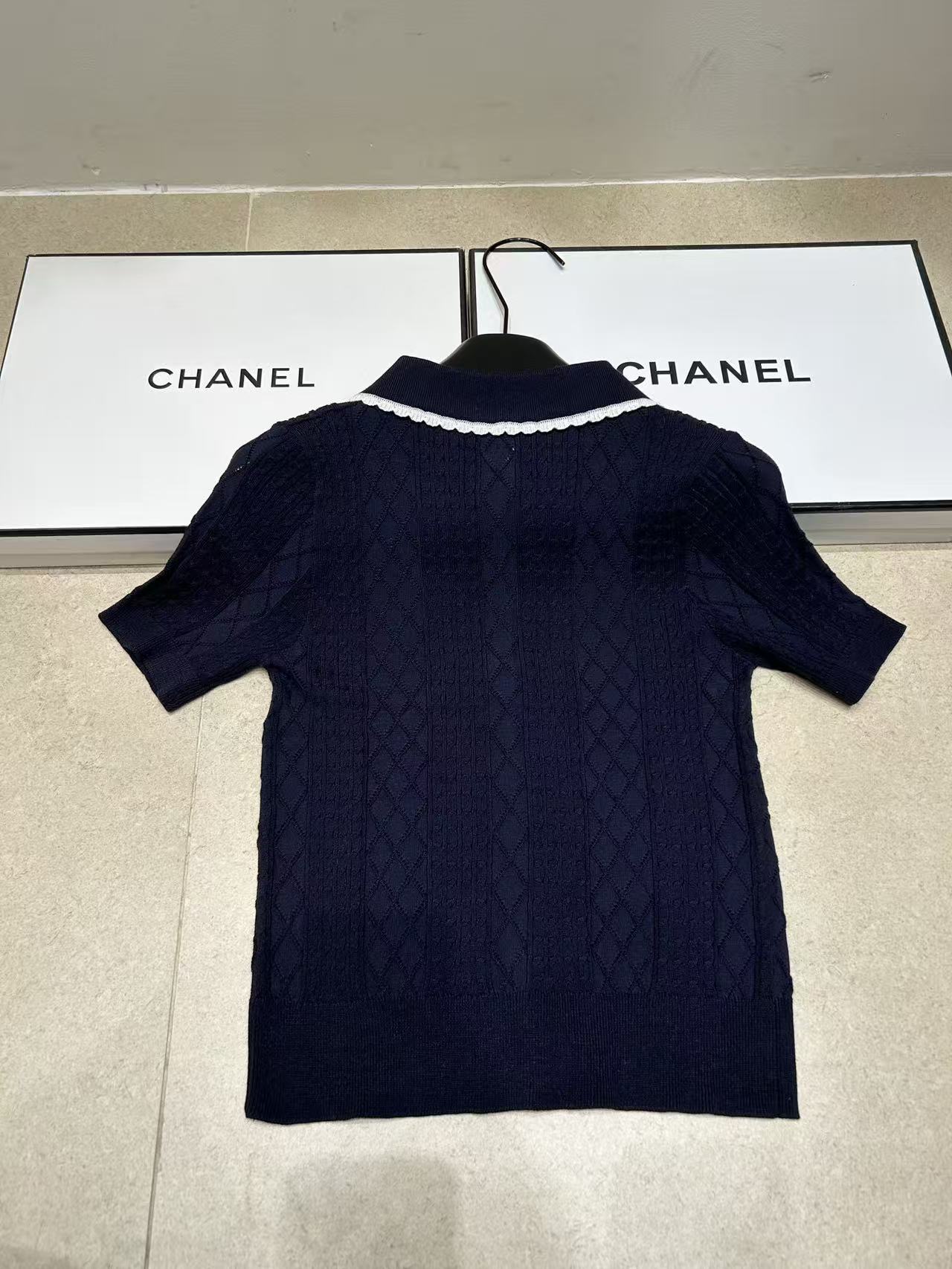 M1UM1U レタリング入りラペルウールカーディガン【50％割引+送料無料】