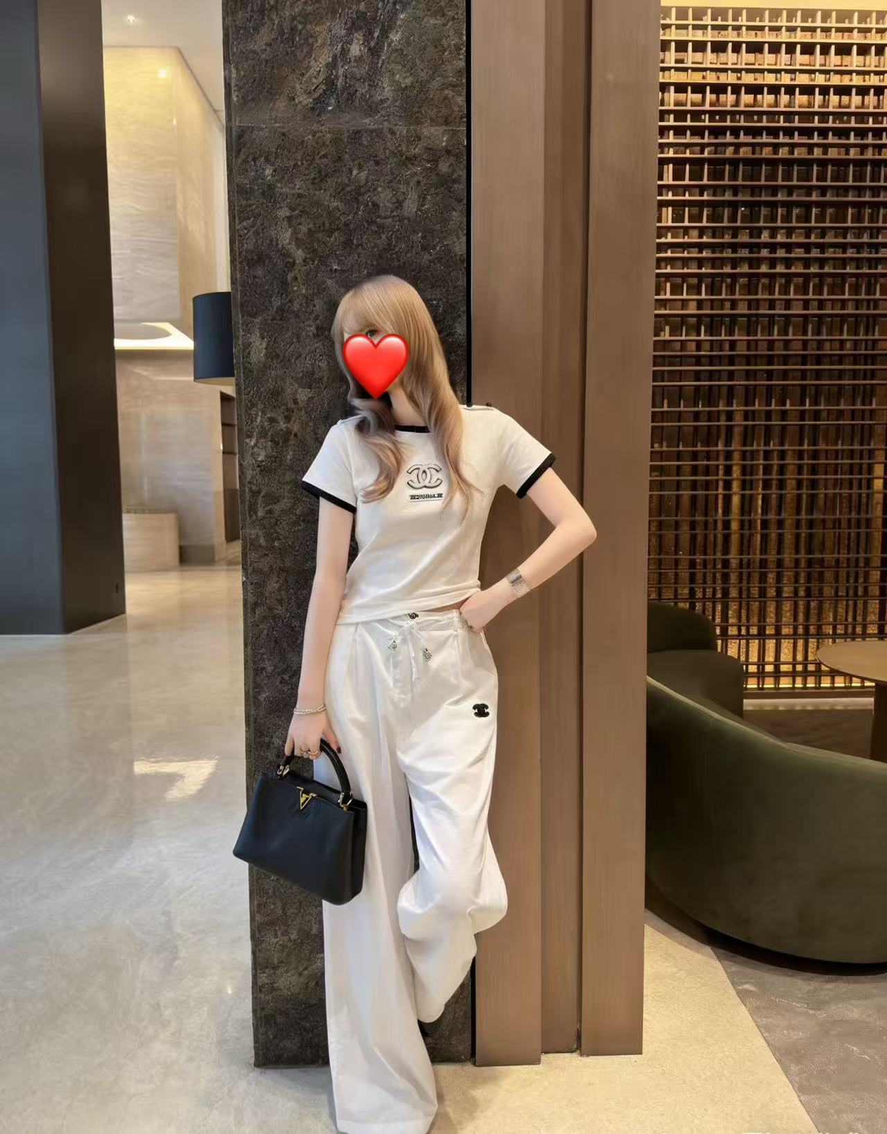 CHANEL ダブルCロゴ Tシャツ＆パンツ 2点セット【50％割引+送料無料】