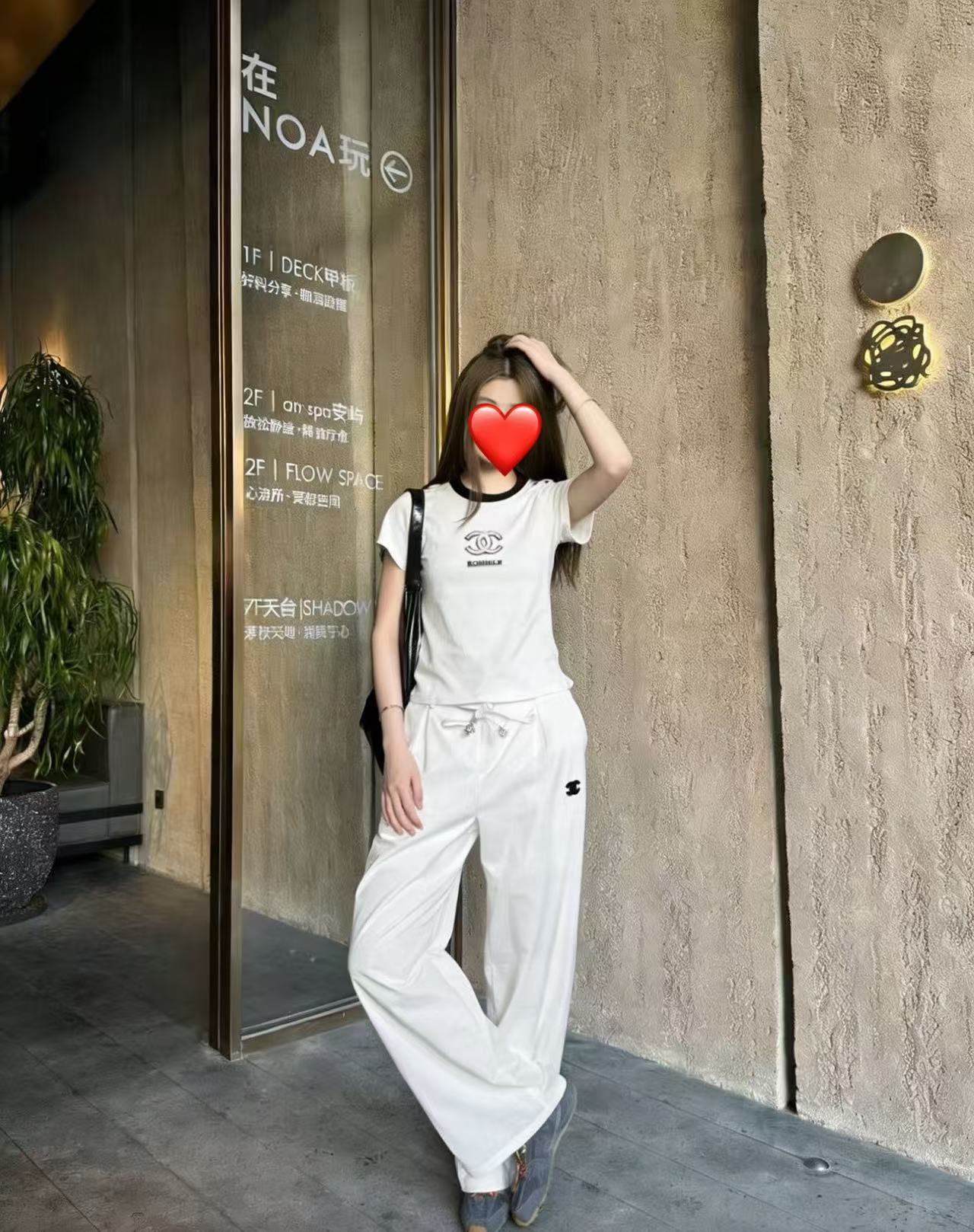 CHANEL ダブルCロゴ Tシャツ＆パンツ 2点セット【50％割引+送料無料】