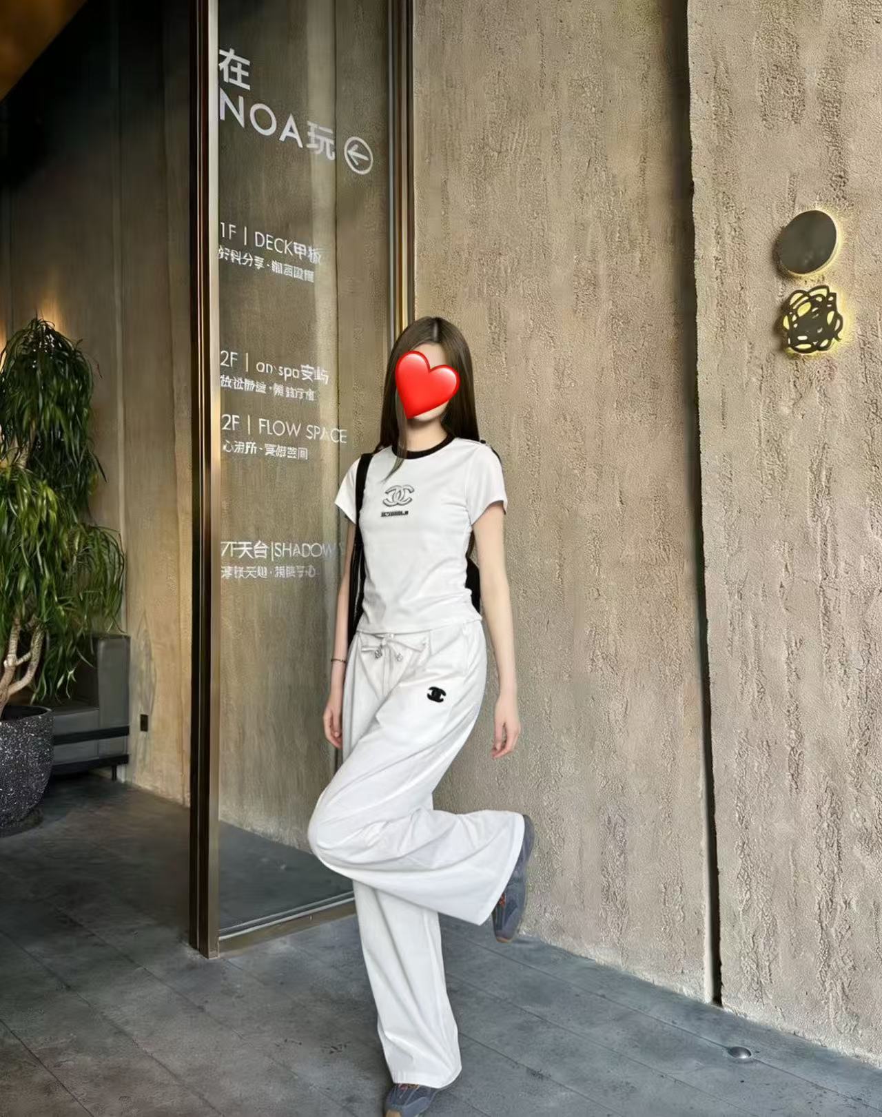 CHANEL ダブルCロゴ Tシャツ＆パンツ 2点セット【50％割引+送料無料】