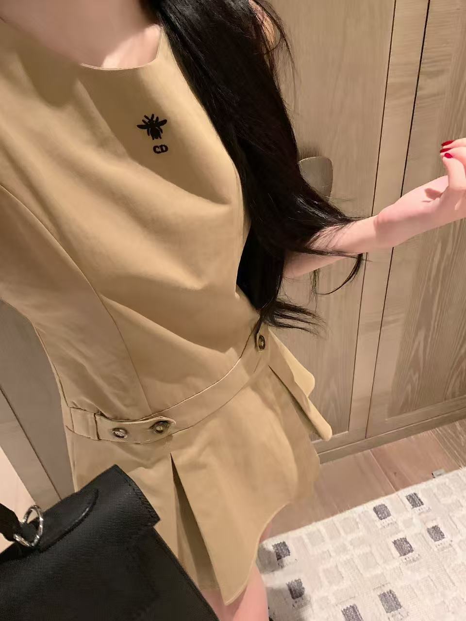 DI0Rプリーツ ノースリーブワンピース【50％割引+送料無料】