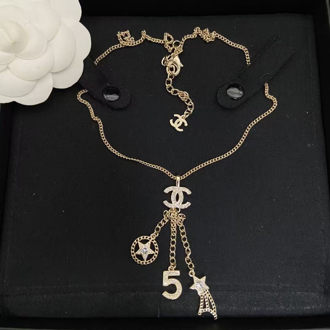 CHANE1 ダブルC 五芒星ネックレス【50％割引+送料無料】