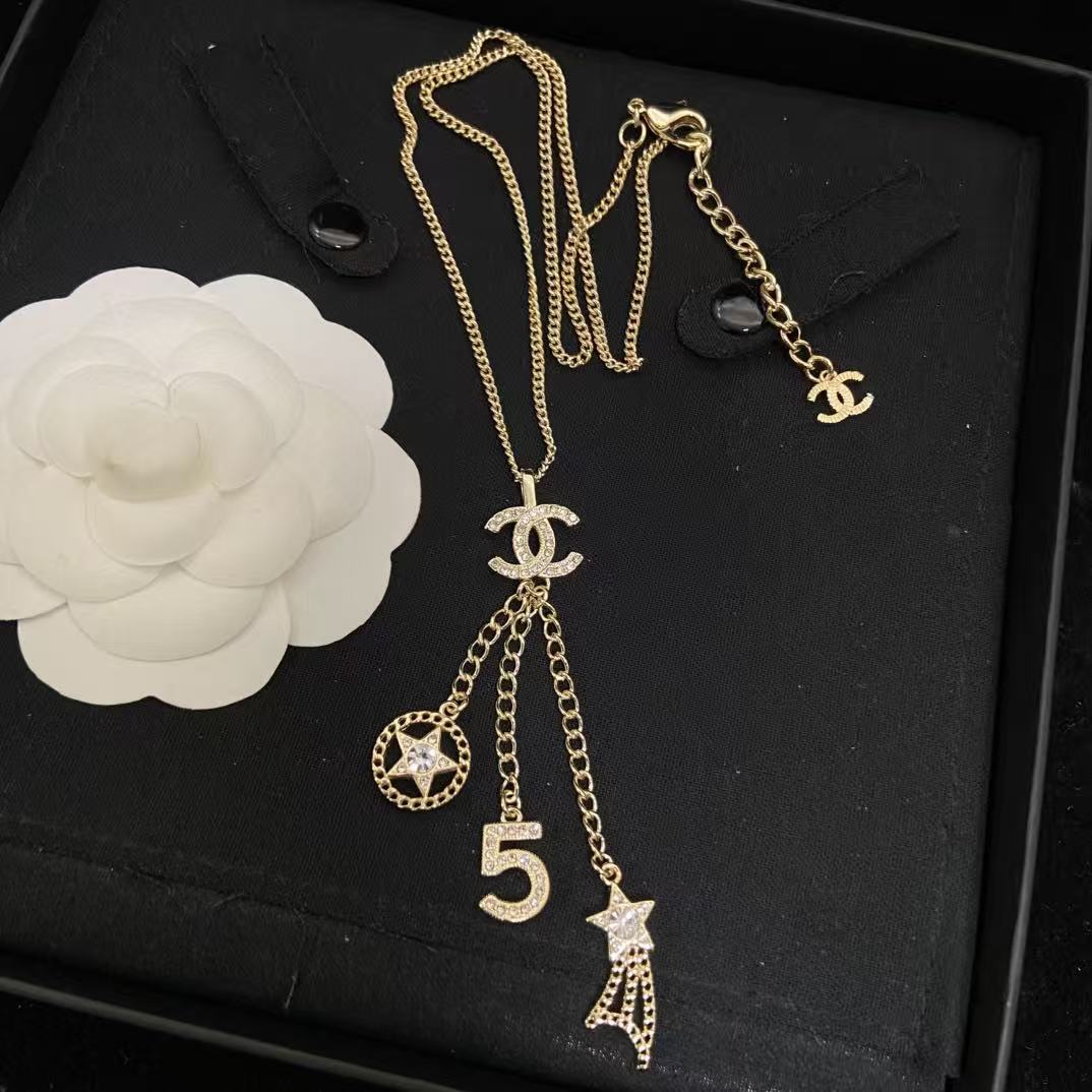 CHANE1 ダブルC 五芒星ネックレス【50％割引+送料無料】