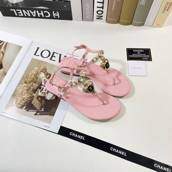 CHANE1 ダブルCバックルハートサンダル【50％割引+送料無料】