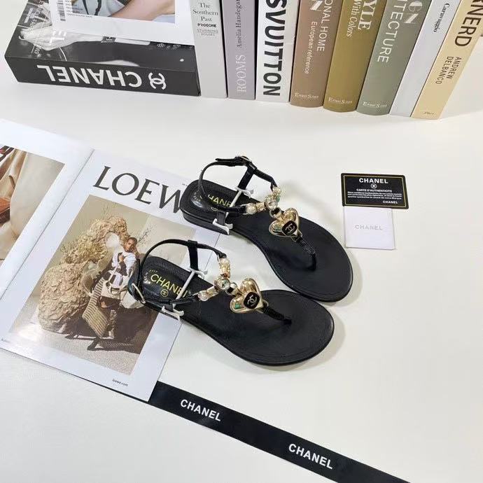 CHANE1 ダブルCバックルハートサンダル【50％割引+送料無料】