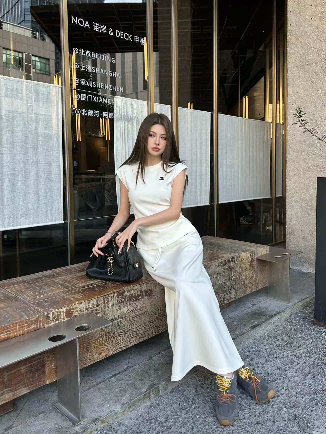 CHANE1 ダブルC ベスト＋スカート ツーピースセット【50％割引+送料無料】