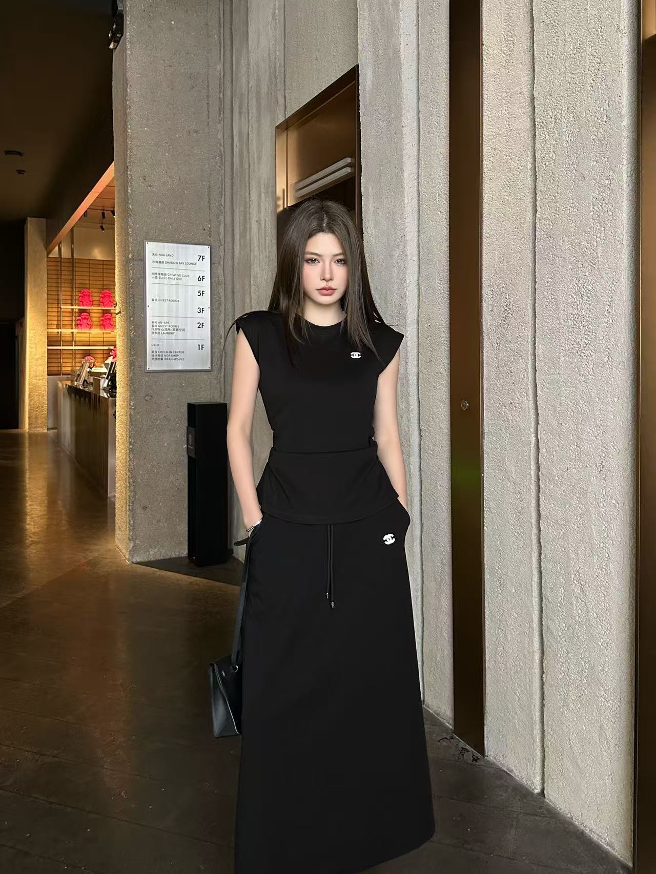 CHANE1 ダブルC ベスト＋スカート ツーピースセット【50％割引+送料無料】