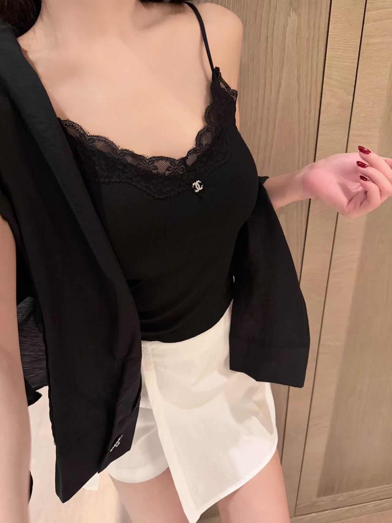 CHANE1 ダブルC ベスト＋シャツ【50％割引+送料無料】