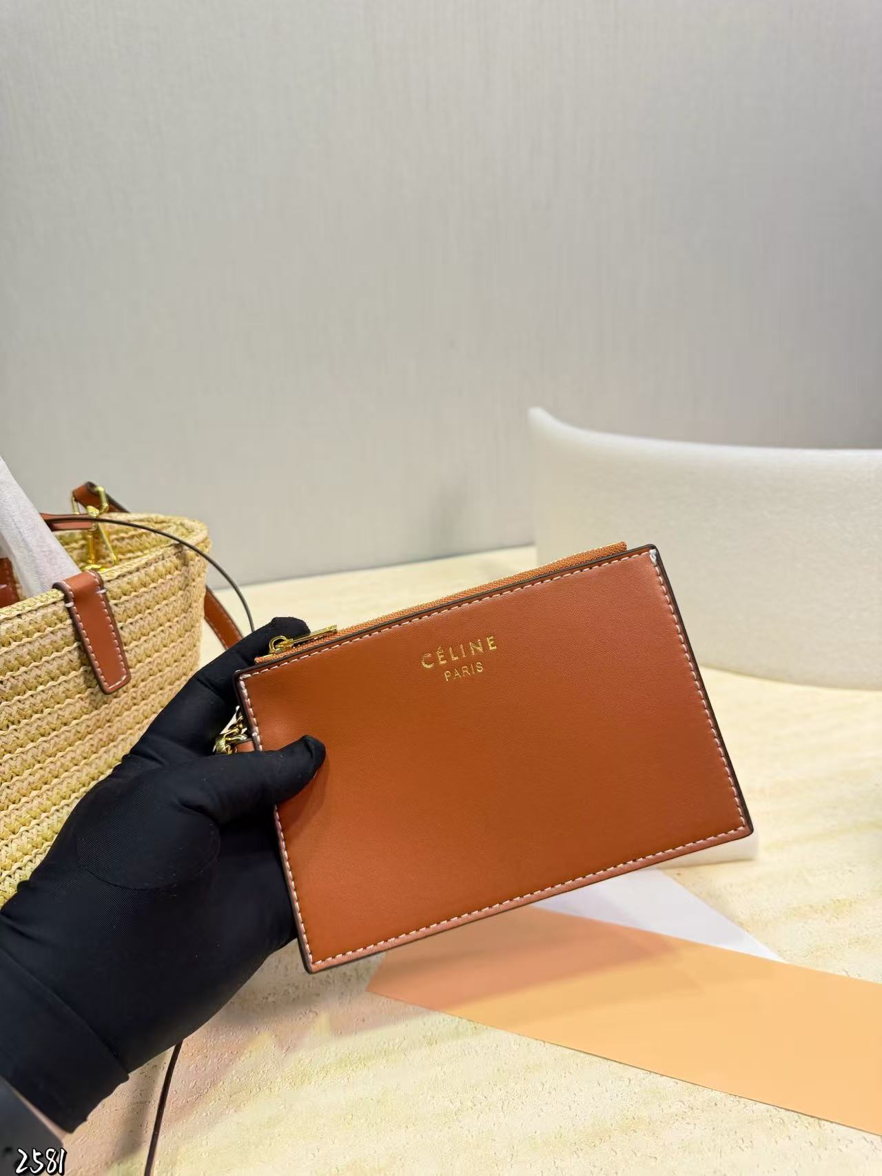 CEL1NE 凱旋門 ストロー織り脇下バッグ【50％割引+送料無料】