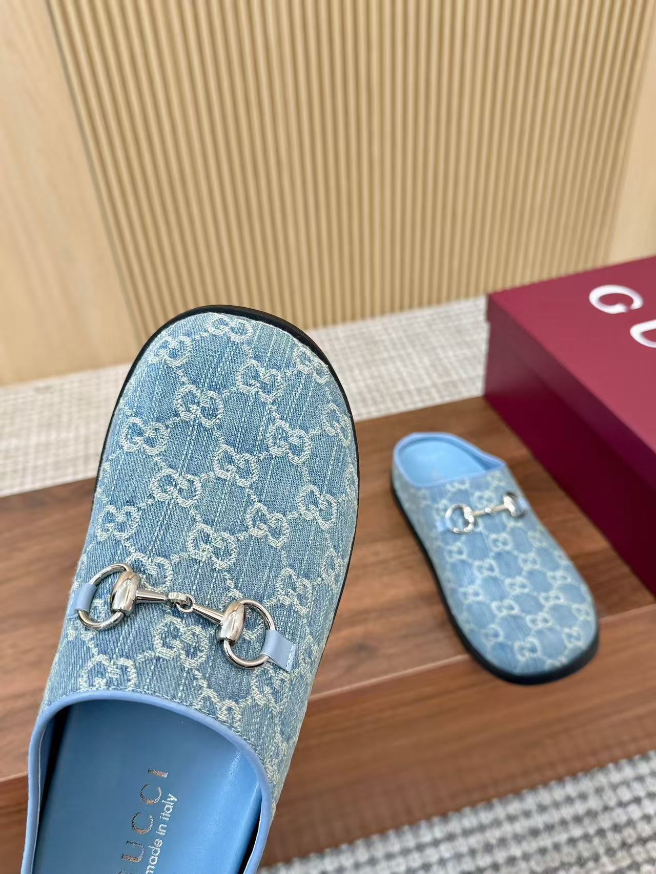 GUCCI 高品質ジャカードデニム・スライド【50％割引+送料無料】