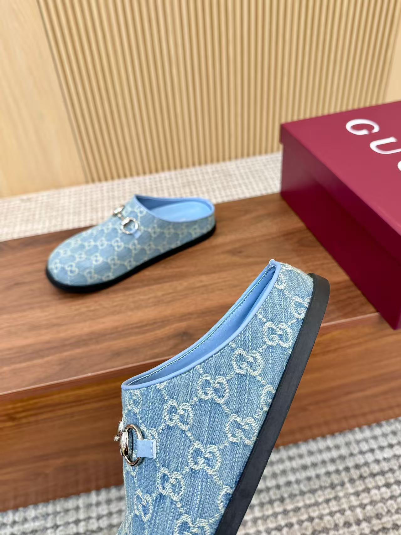 GUCCI 高品質ジャカードデニム・スライド【50％割引+送料無料】