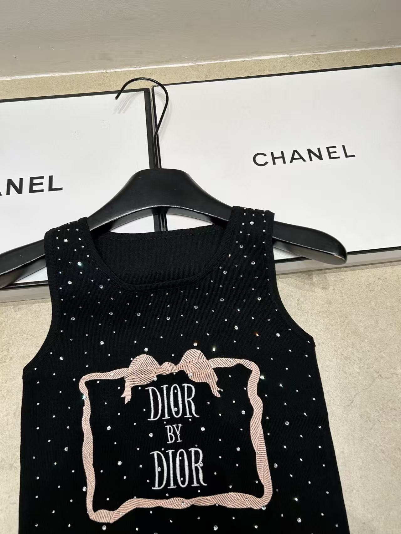 DIOR CDボウ＆レター ラインストーン ウールベスト【50％割引+送料無料】