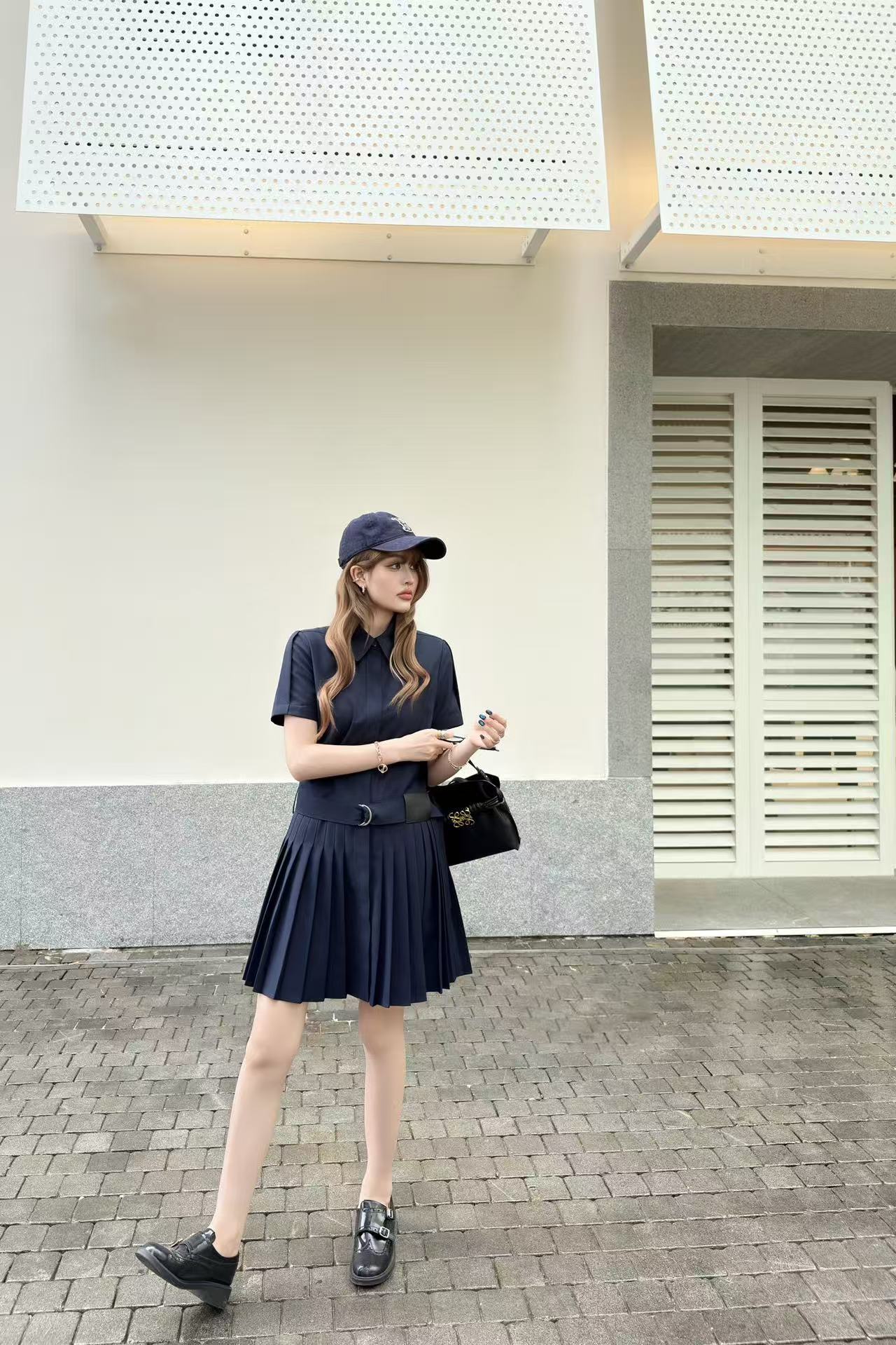 L0WEW 襟付きプリーツドレス【50％割引+送料無料】