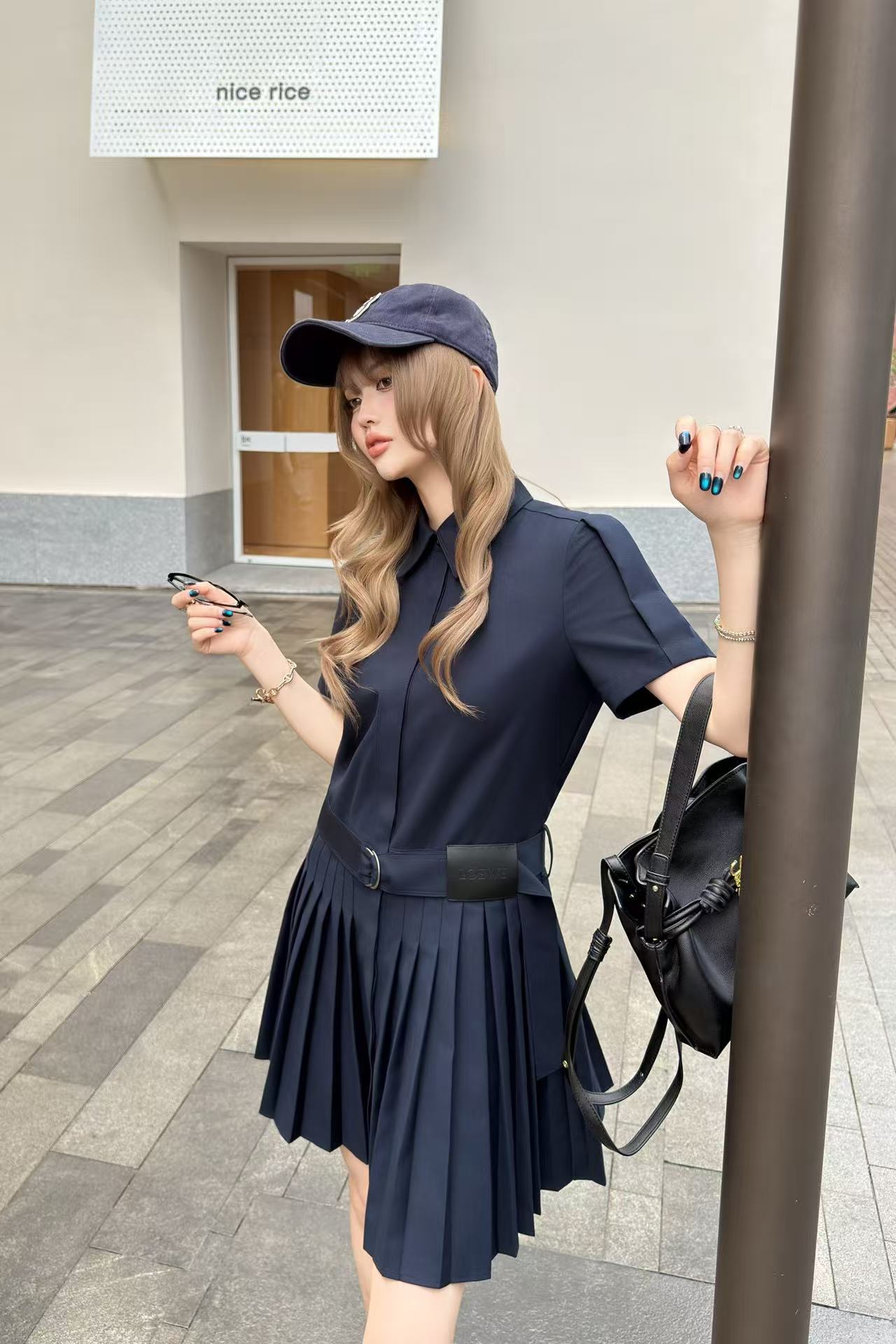 L0WEW 襟付きプリーツドレス【50％割引+送料無料】