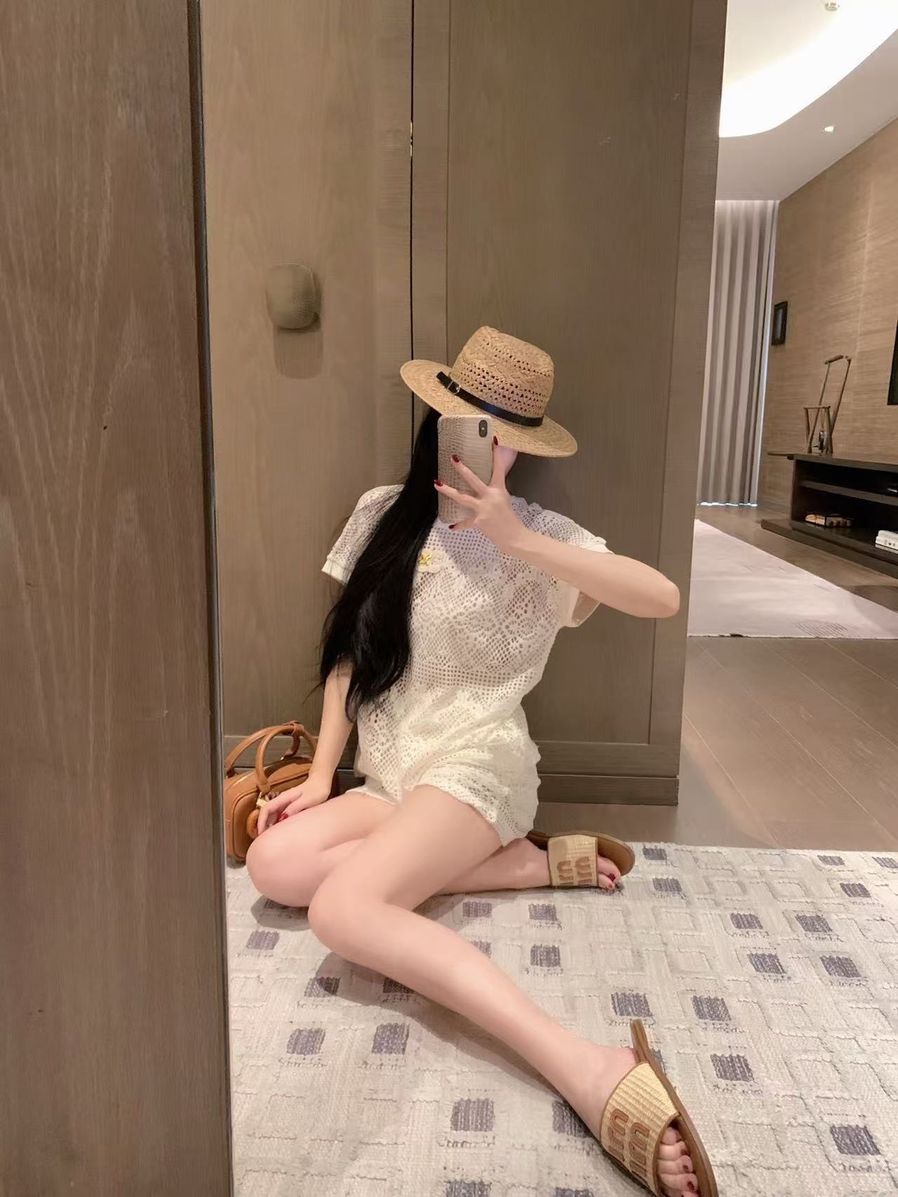 CELINE レースTシャツ＆ショートパンツ 2点セット【50％割引+送料無料】