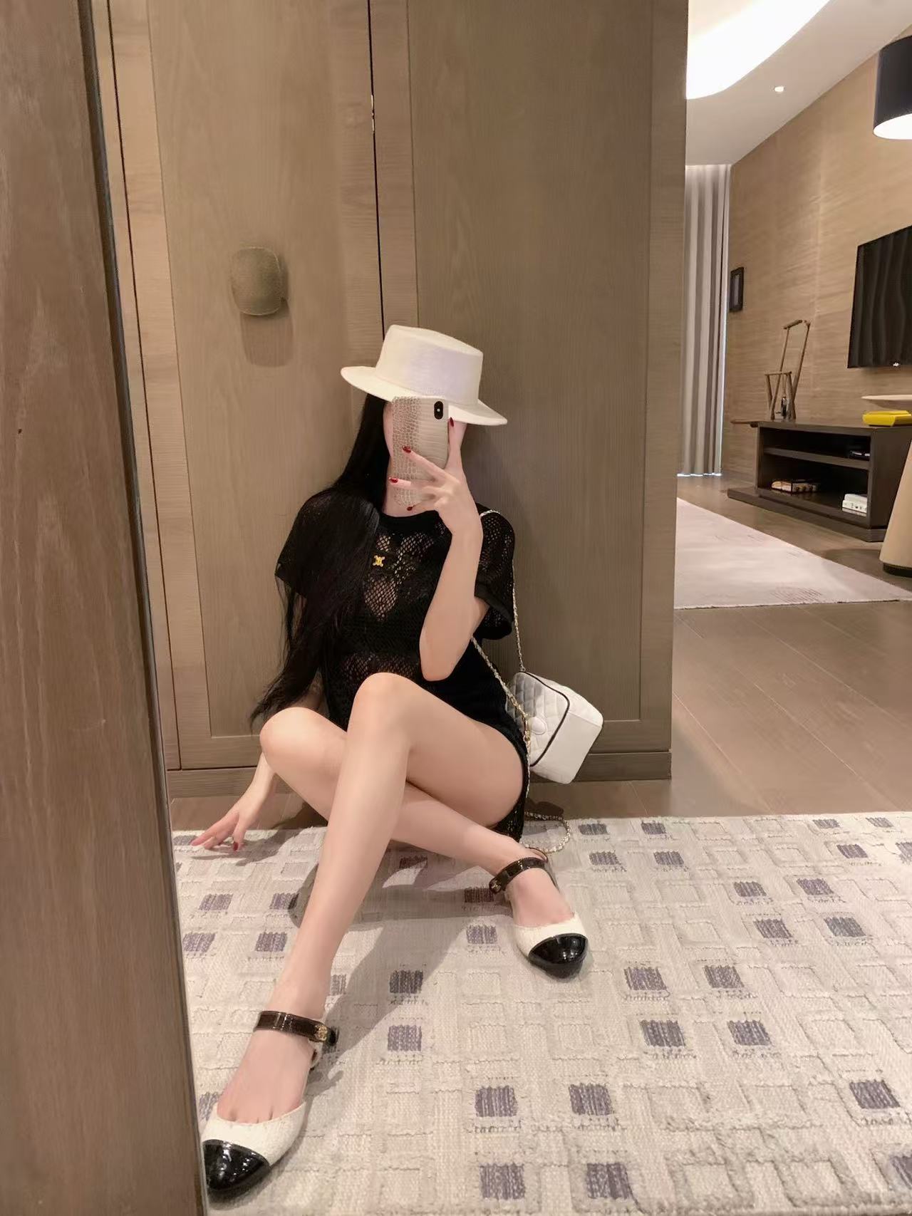 CELINE レースTシャツ＆ショートパンツ 2点セット【50％割引+送料無料】