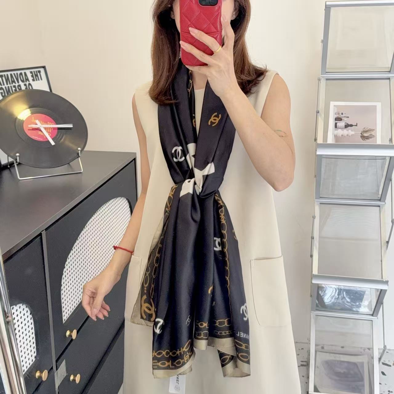 CHANE1 ダブルCシルクスカーフ【50％割引+送料無料】