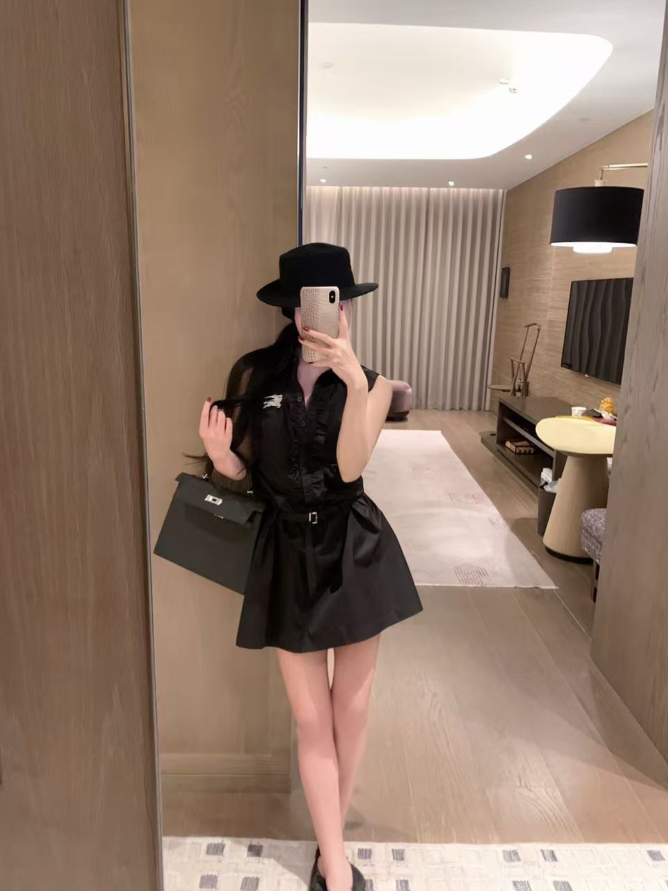 BUR8ERRY 刺繍入りフリルベストドレス【50％割引+送料無料】