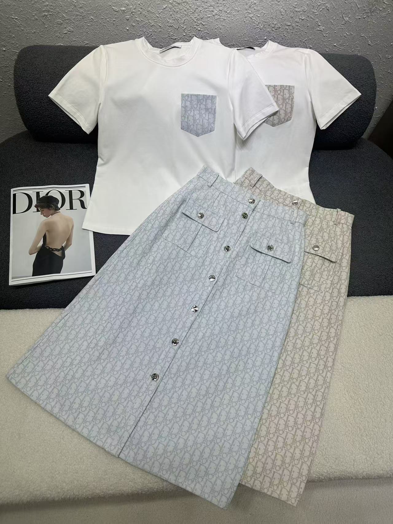 DIOR 高品質ポケットTシャツ ＋ スカート【50％割引+送料無料】