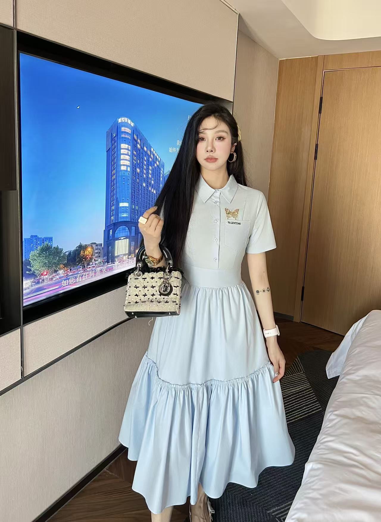 VALENT1NO 高品質バタフライドレス【50％割引+送料無料】