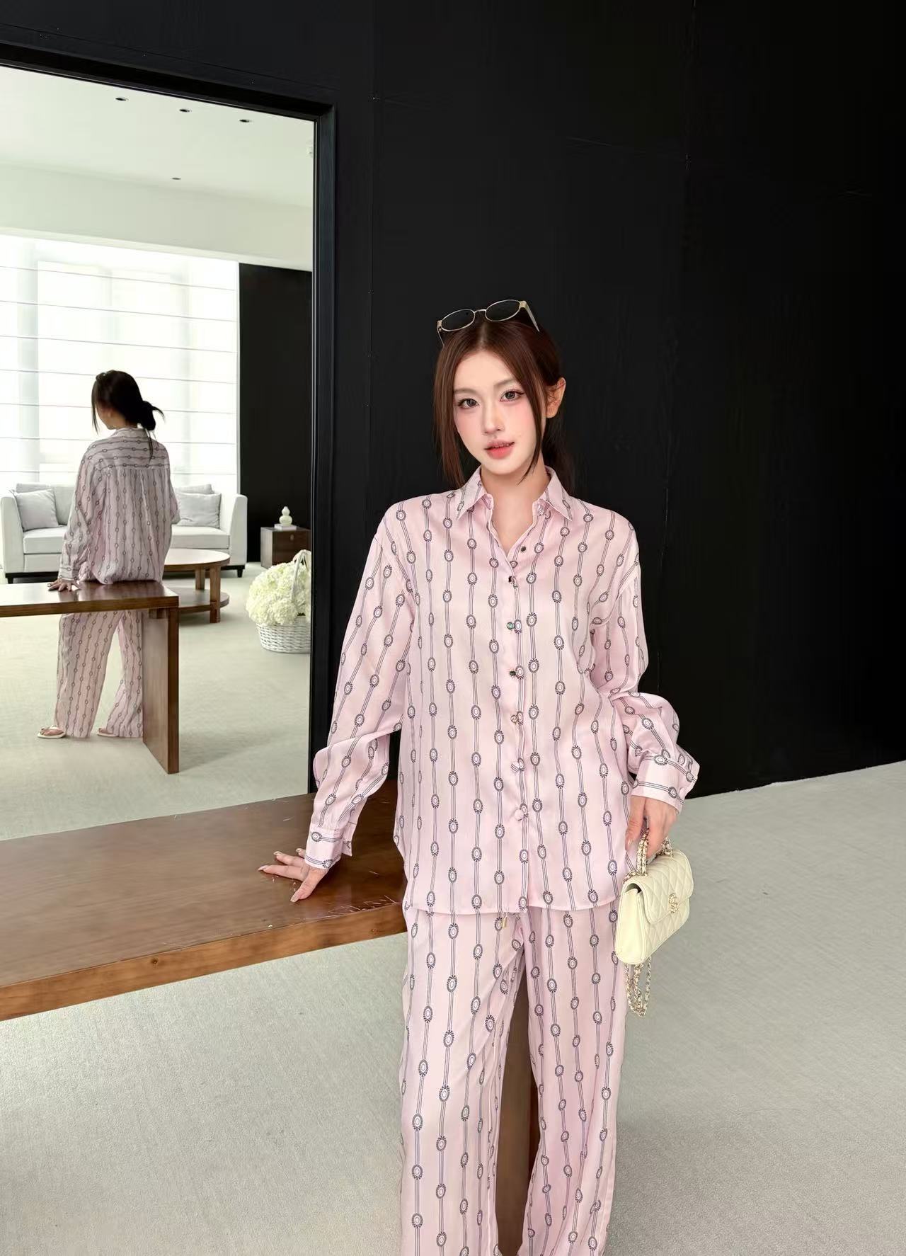 LV 高品質プリント シャツ＆トラウザーズ 2点セット【50％割引+送料無料】