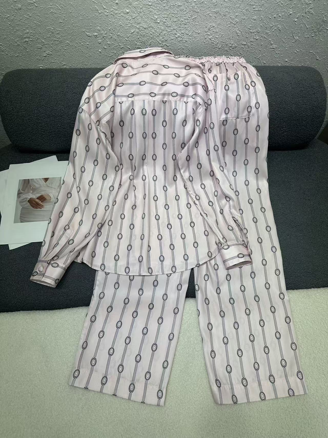 LV 高品質プリント シャツ＆トラウザーズ 2点セット【50％割引+送料無料】