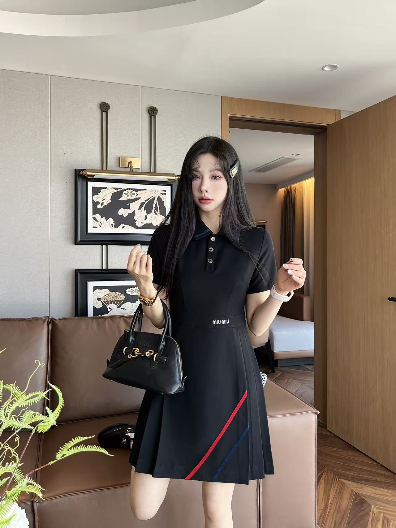 M1UM1U 上質シンプル・ラペルワンピース【50％割引+送料無料】