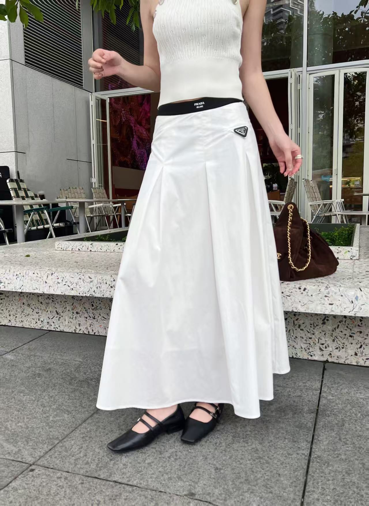 PR4DA トライアングルロゴ入り高品質スカート【50％割引+送料無料】