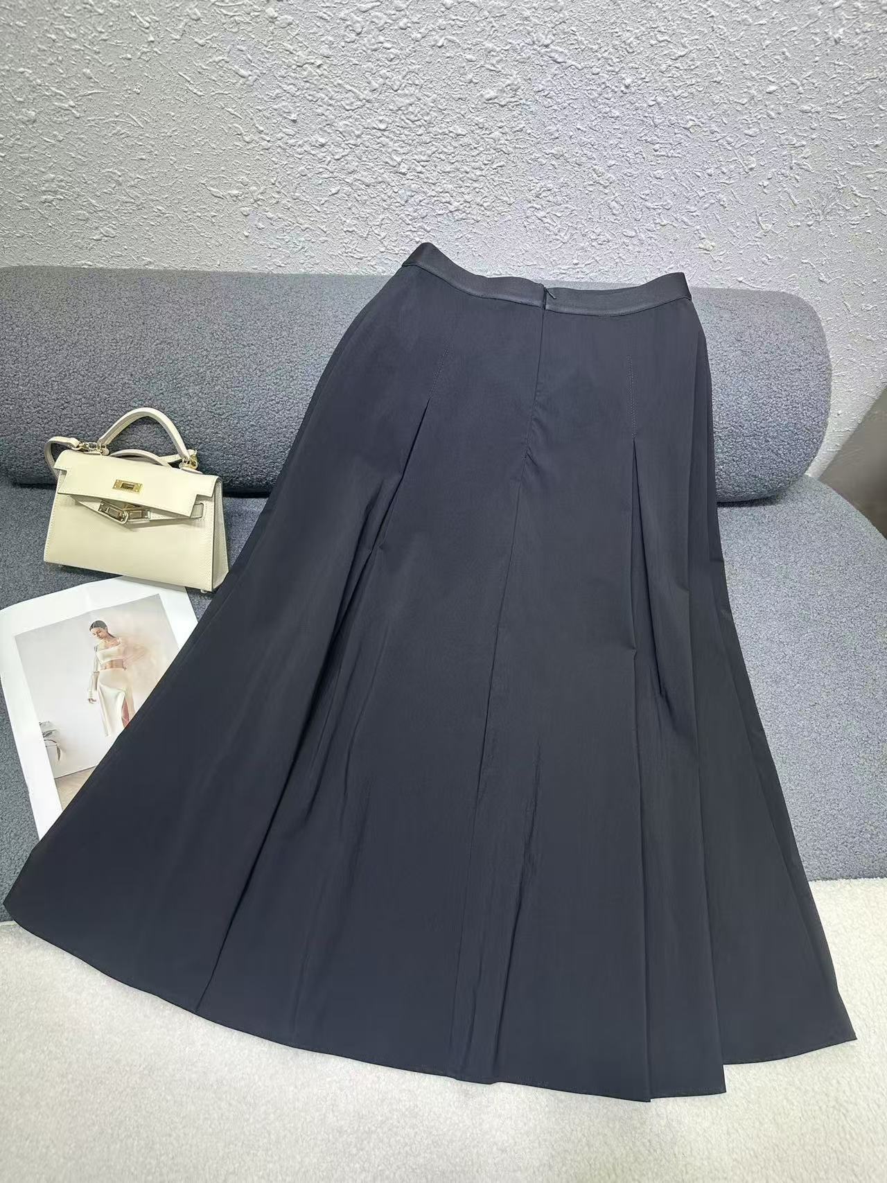 PR4DA トライアングルロゴ入り高品質スカート【50％割引+送料無料】