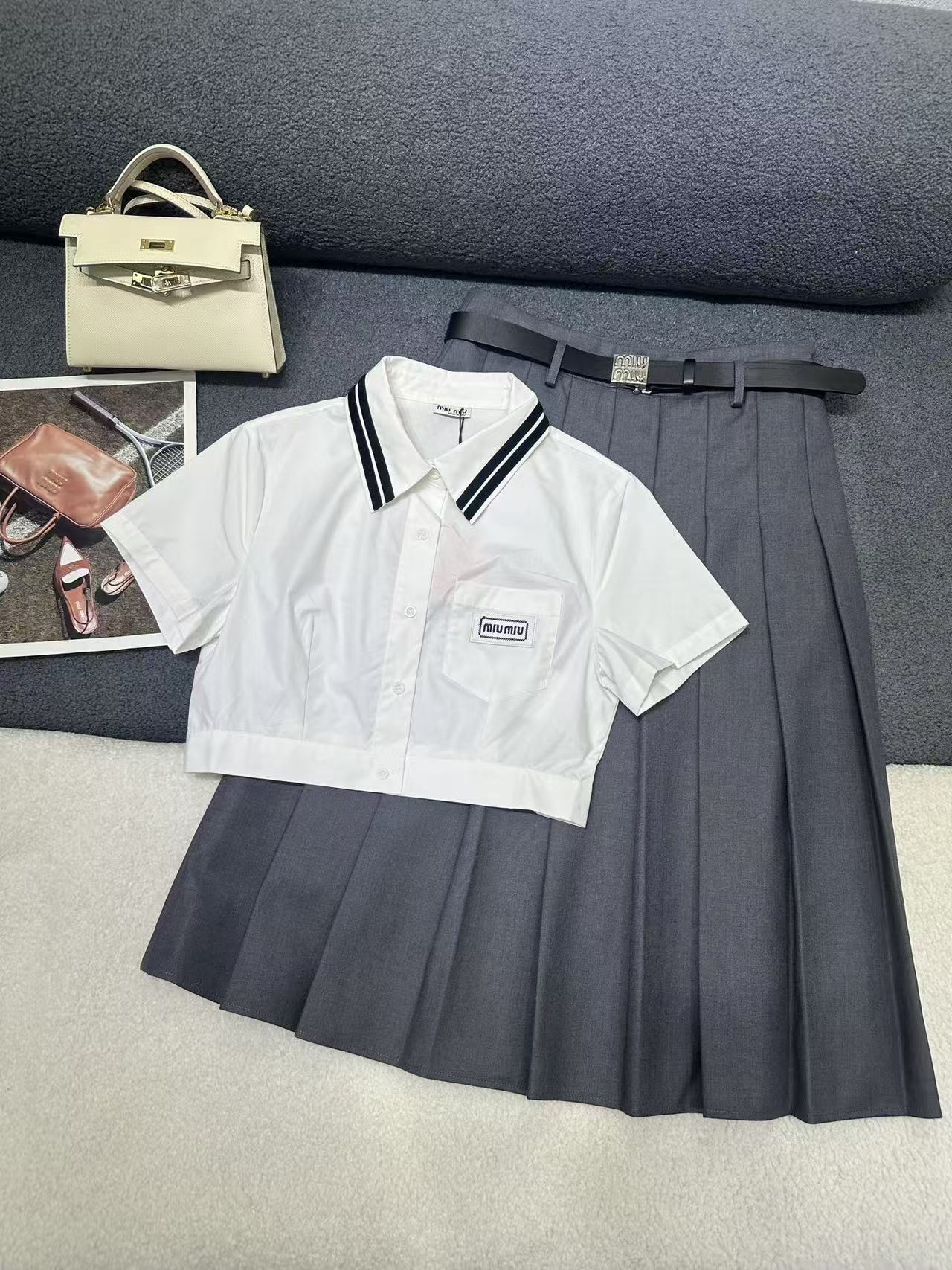 M1U1M1U 高品質シャツ ＋ ベルト付きスカート【50％割引+送料無料】