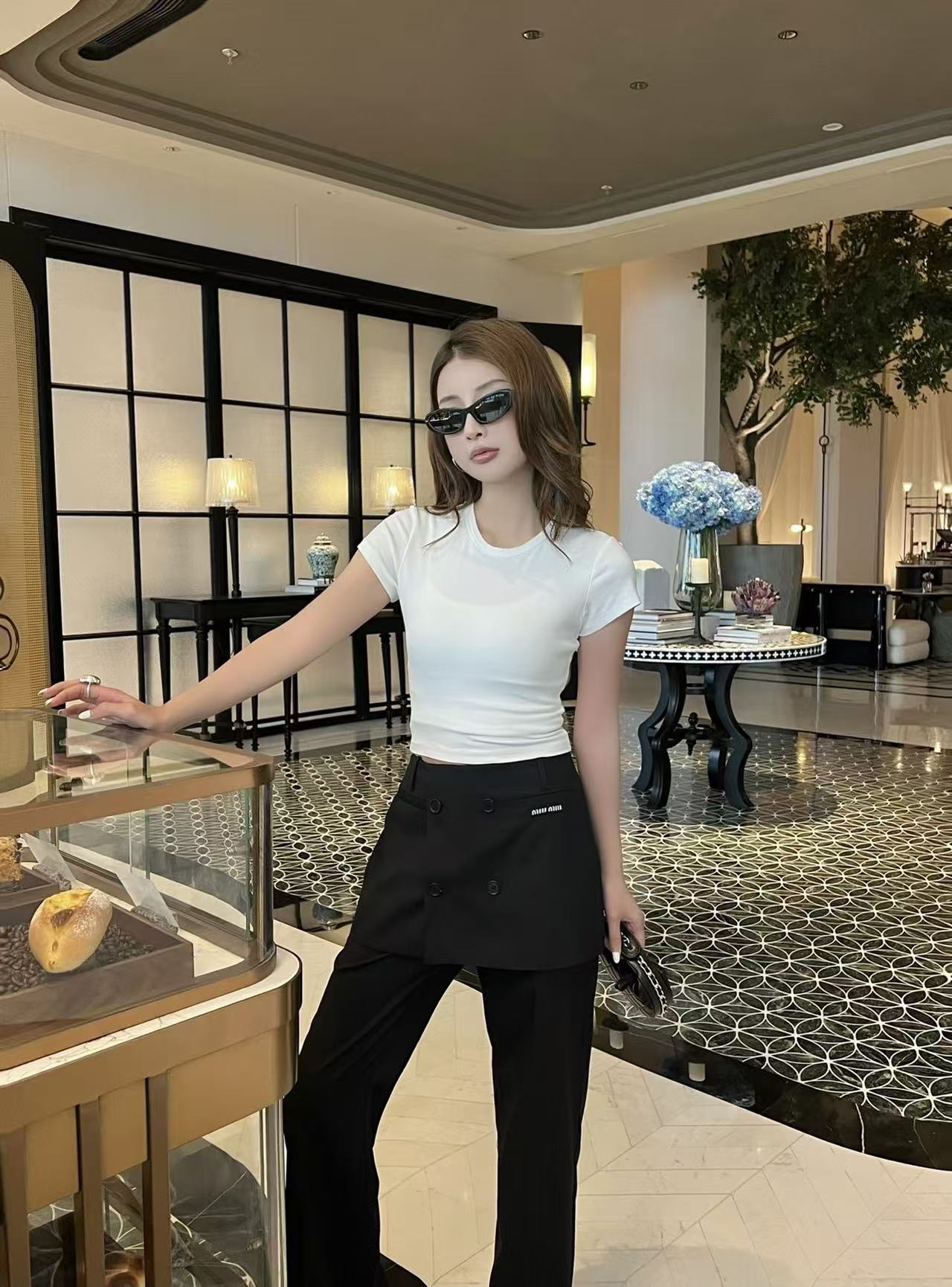 M1UM1U レタリング入りダブルブレスト・トラウザーズ【50％割引+送料無料】