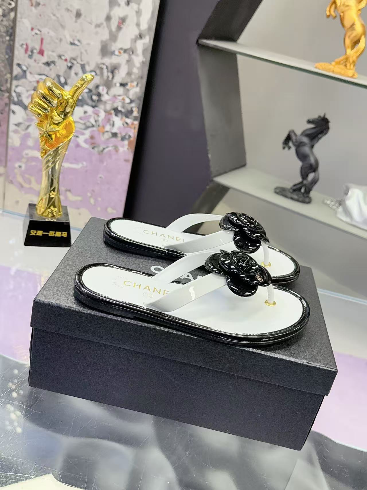 CHANE1 カメリアスリッパ【50％割引+送料無料】