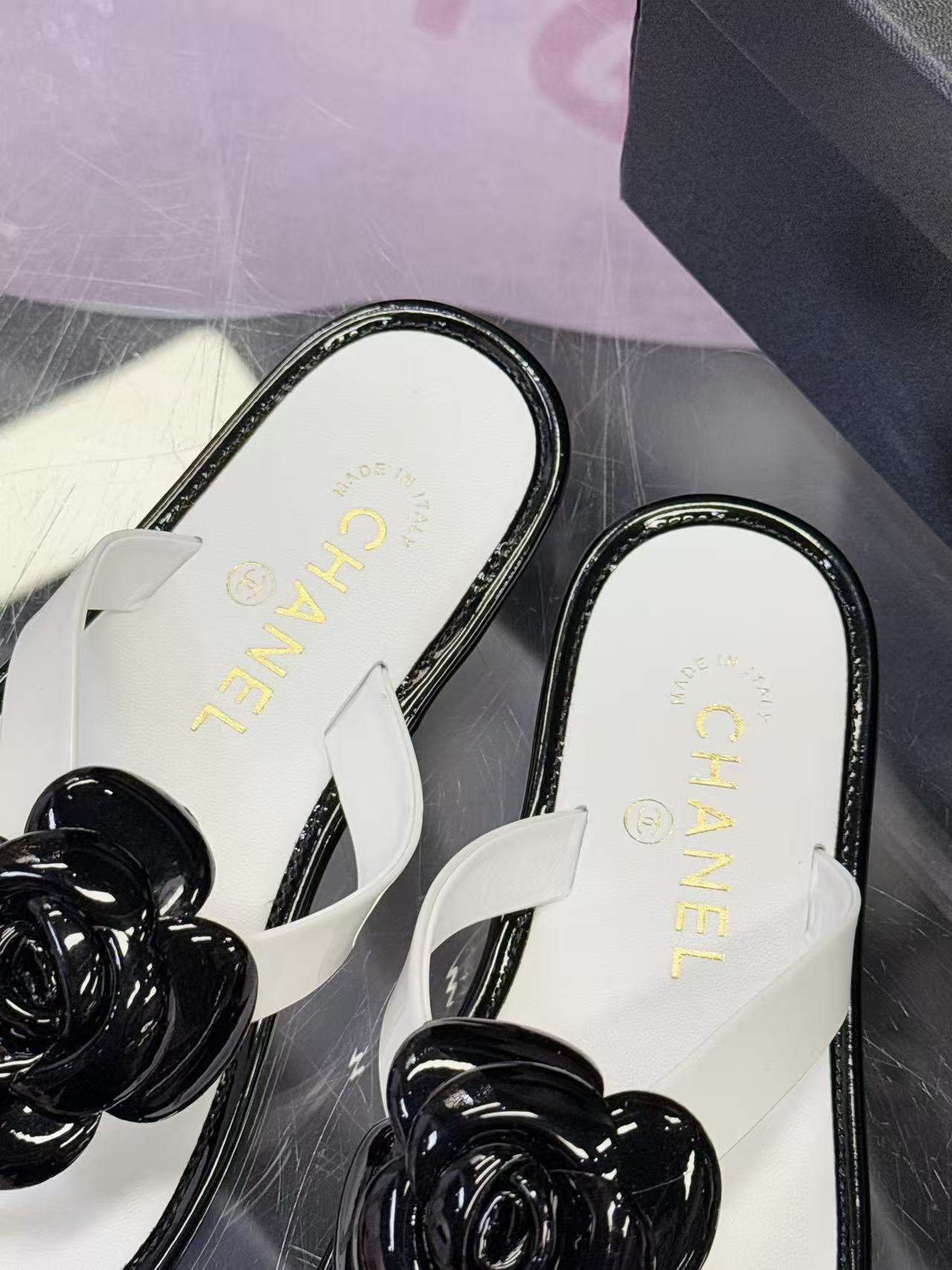 CHANE1 カメリアスリッパ【50％割引+送料無料】