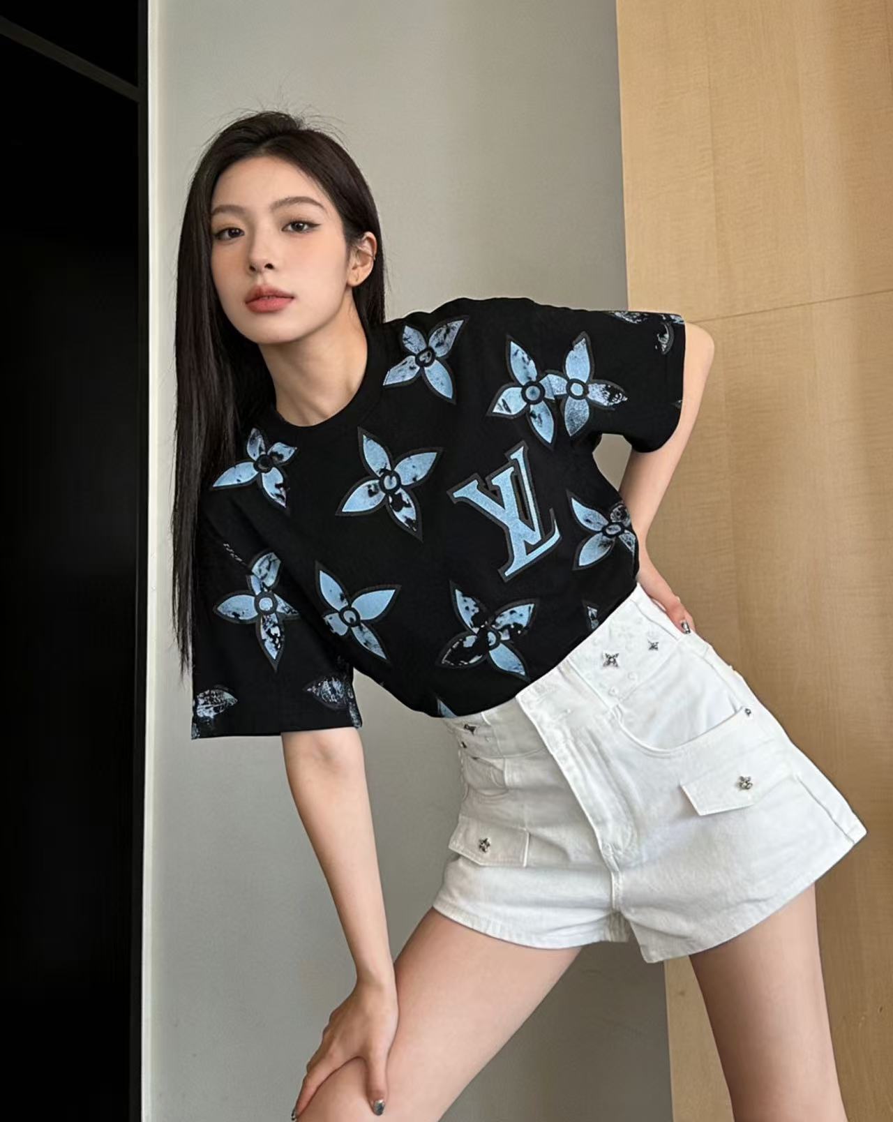 LV 四つ葉のクローバーTシャツ【50％割引+送料無料】