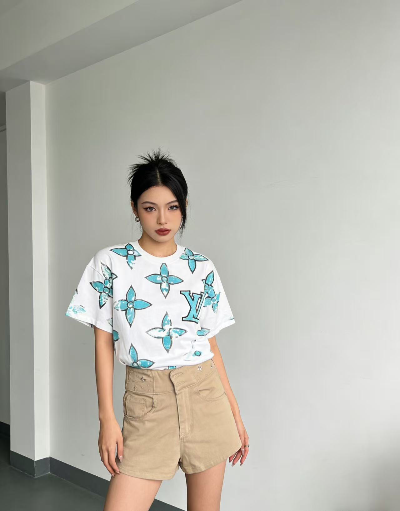 LV 四つ葉のクローバーTシャツ【50％割引+送料無料】