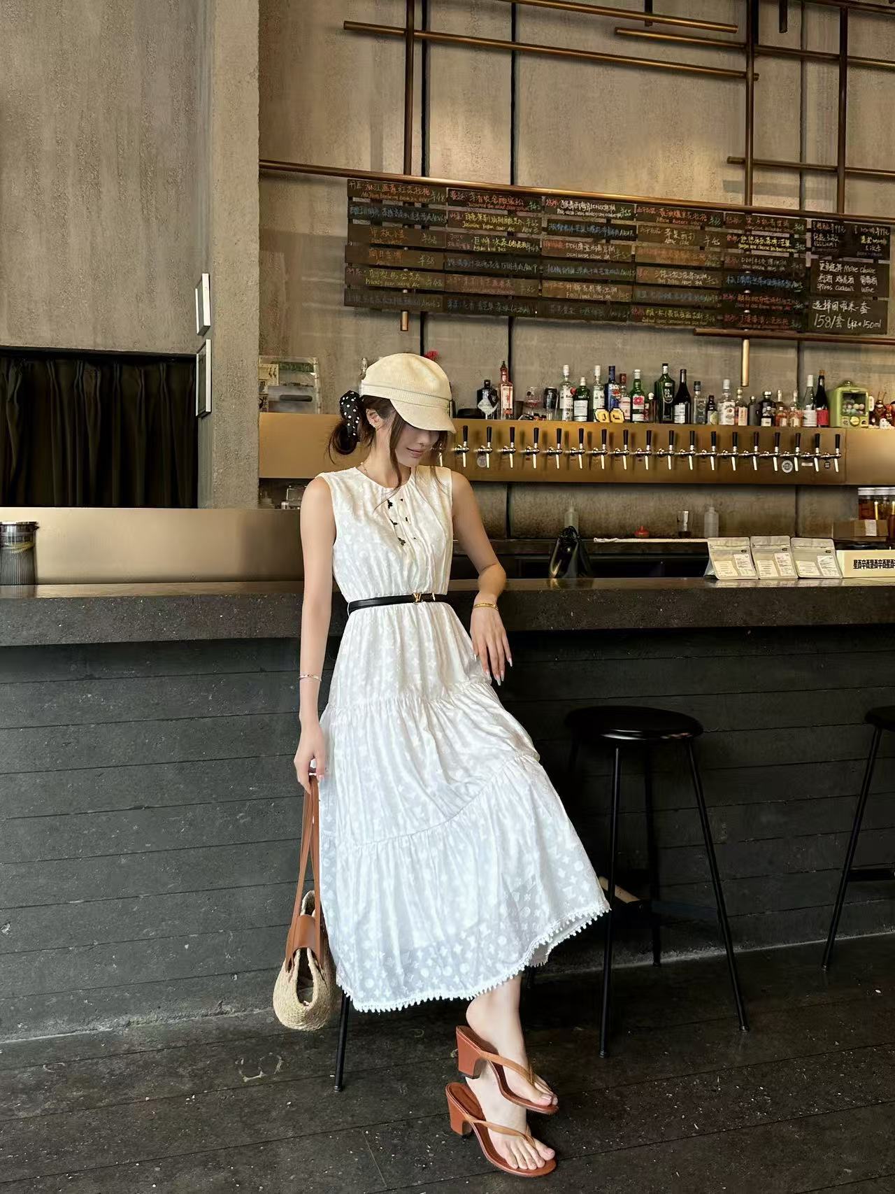 LV 高品質プリント ノースリーブワンピース【50％割引+送料無料】