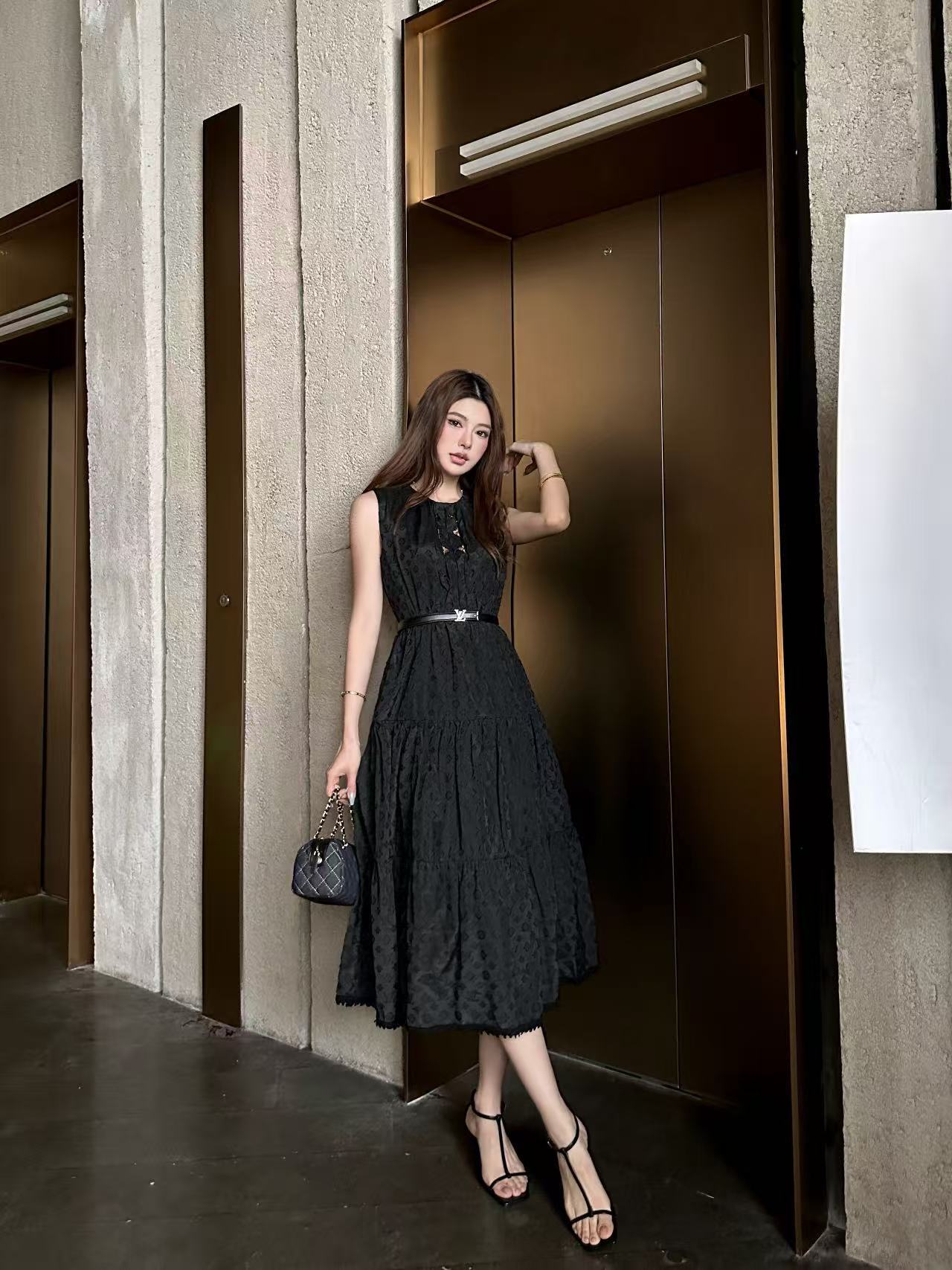 LV 高品質プリント ノースリーブワンピース【50％割引+送料無料】